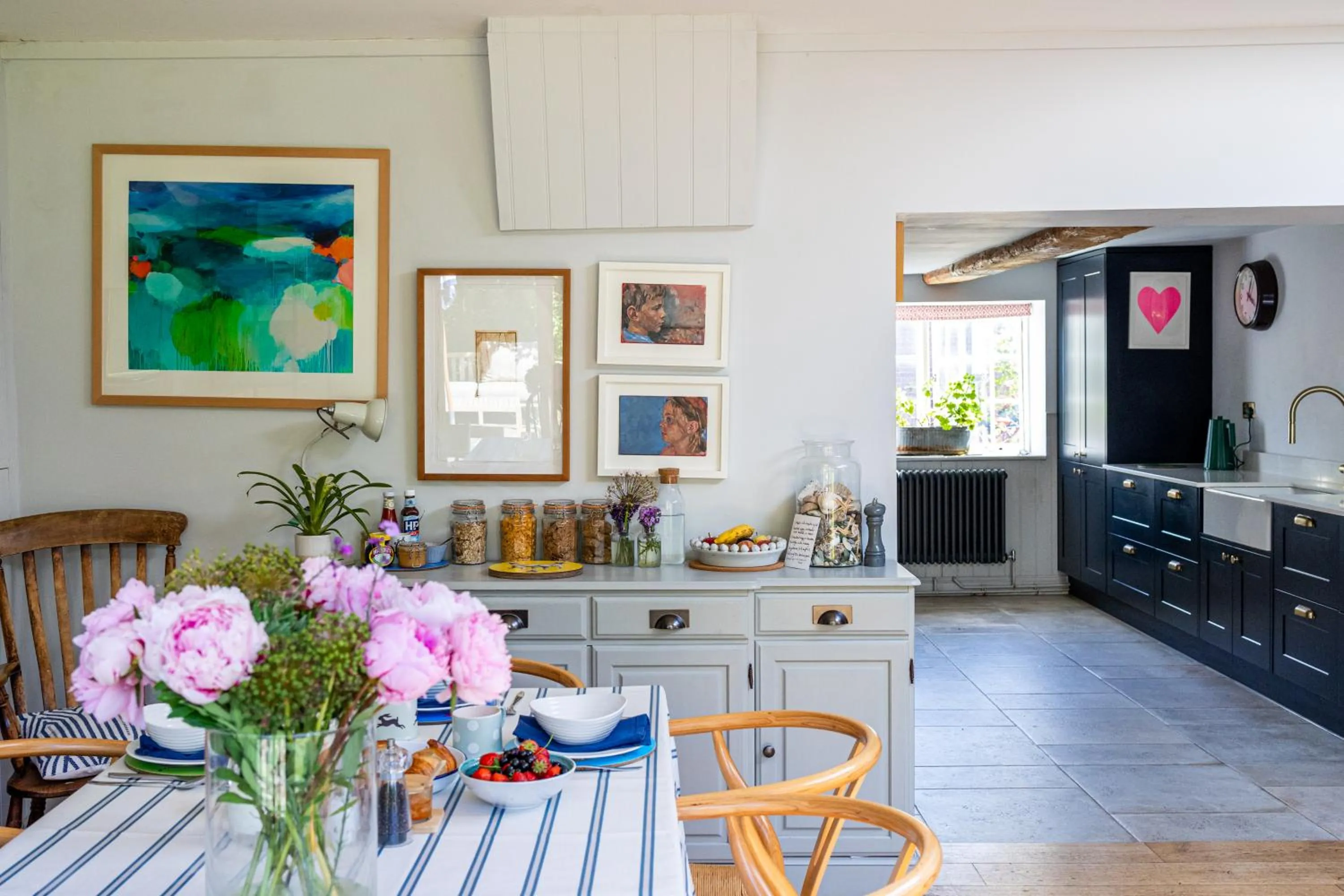 Dining area in Barton Cottage Bed and Breakfast