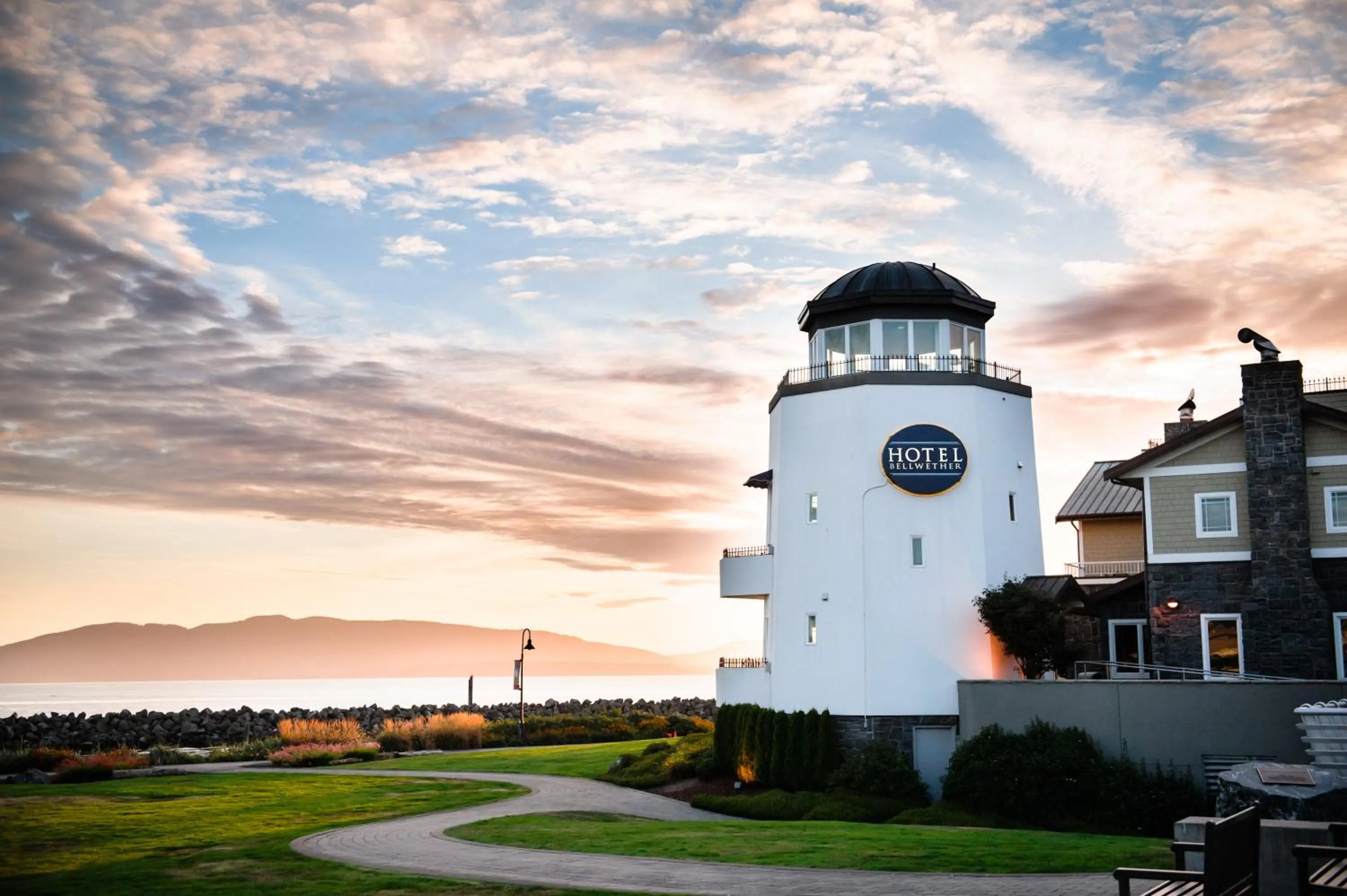 Property building in Hotel Bellwether on Bellingham Bay