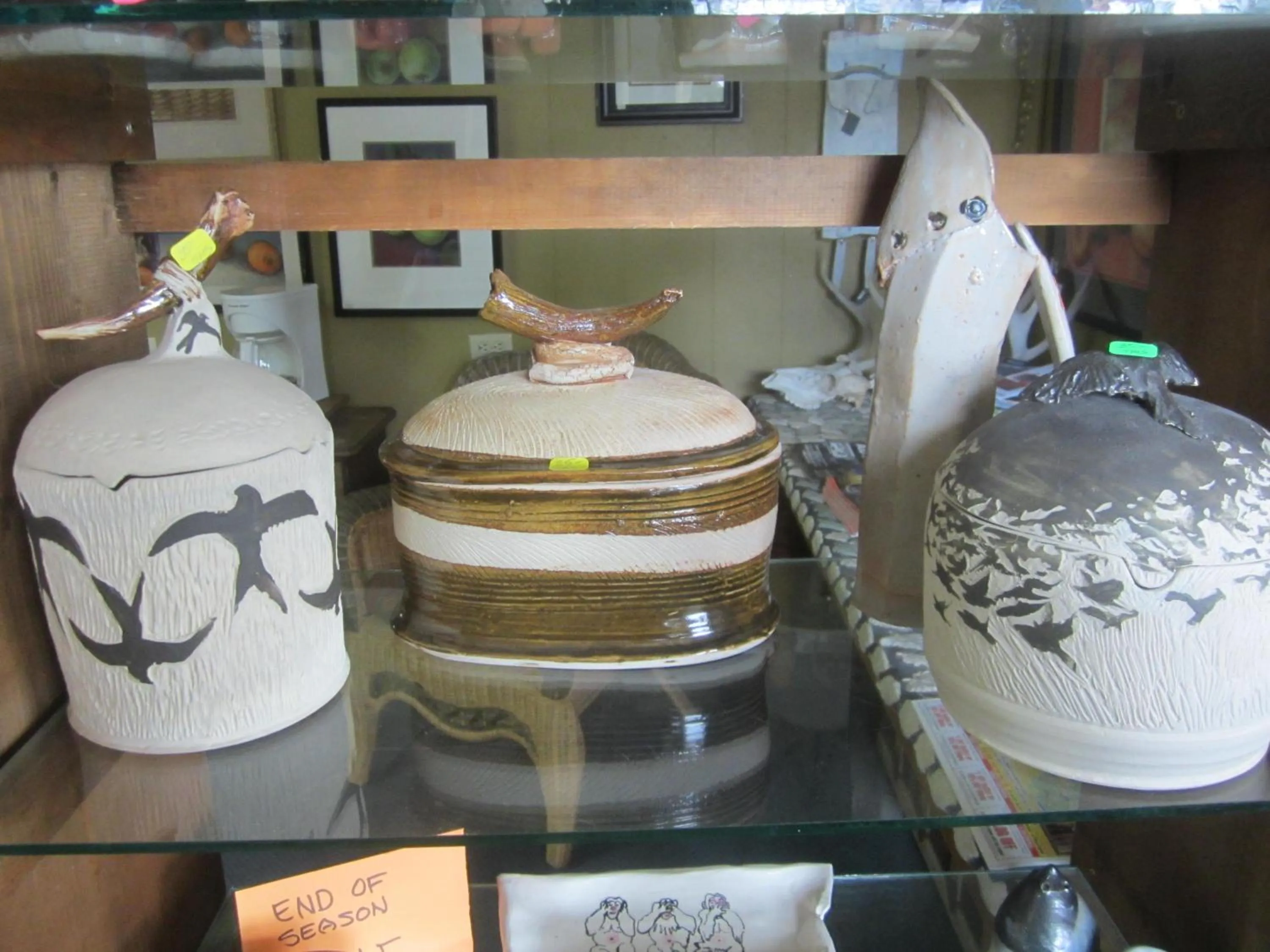 On-site shops in Big Horn Motel