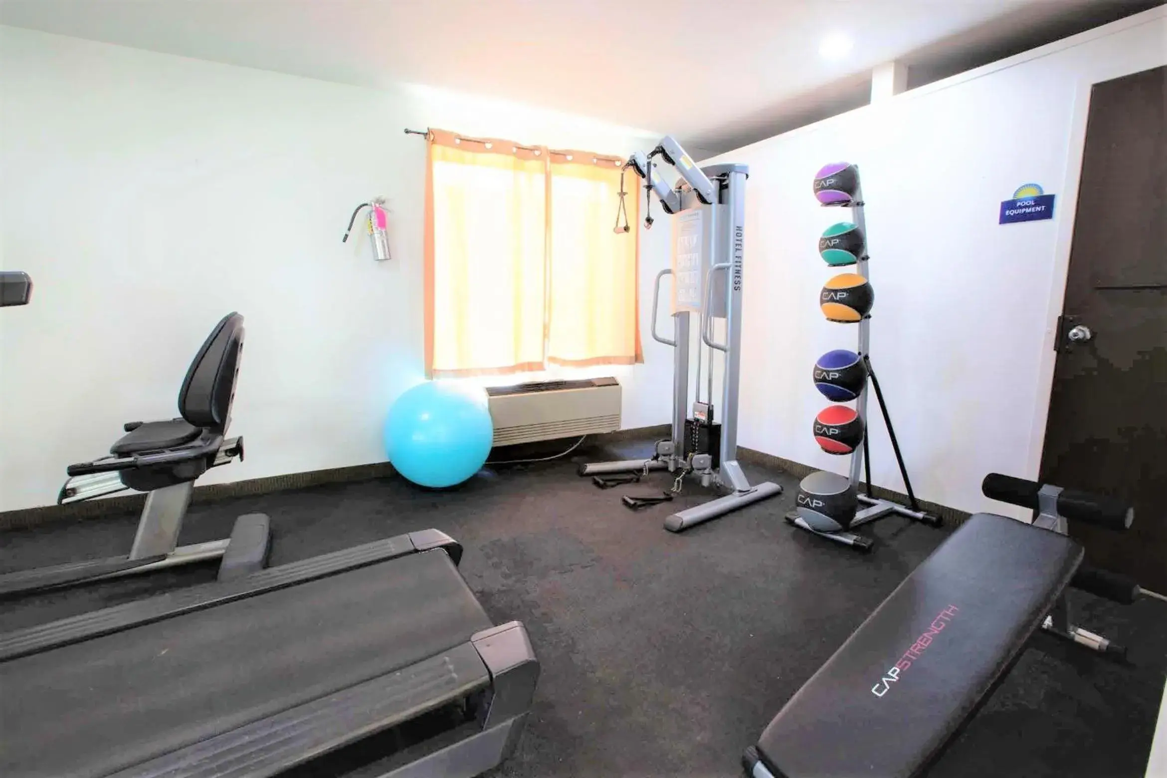 Fitness Center/Facilities in Days Inn by Wyndham Milan Sandusky South