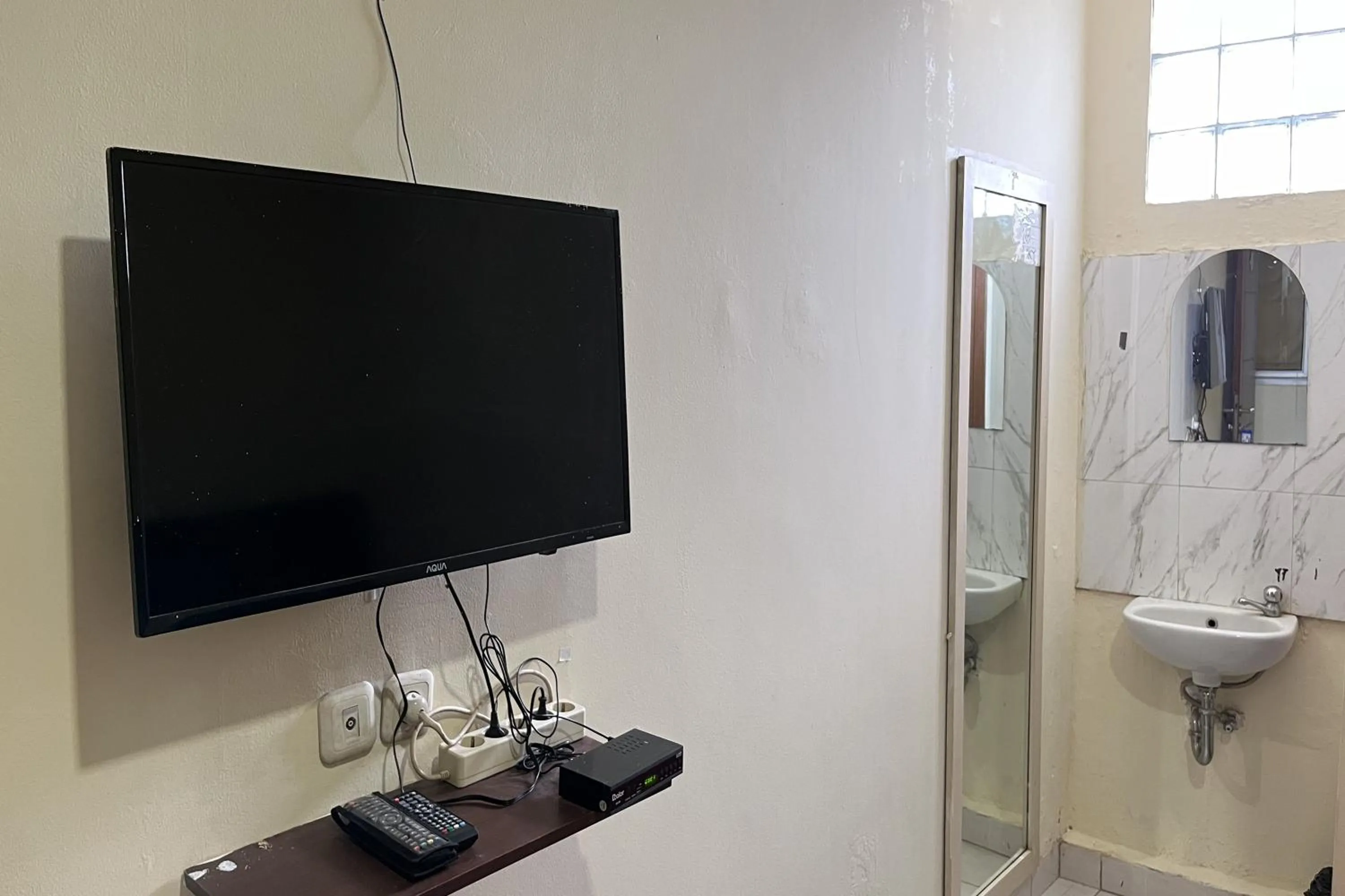 TV and multimedia, TV/Entertainment Center in Wisma Berkat