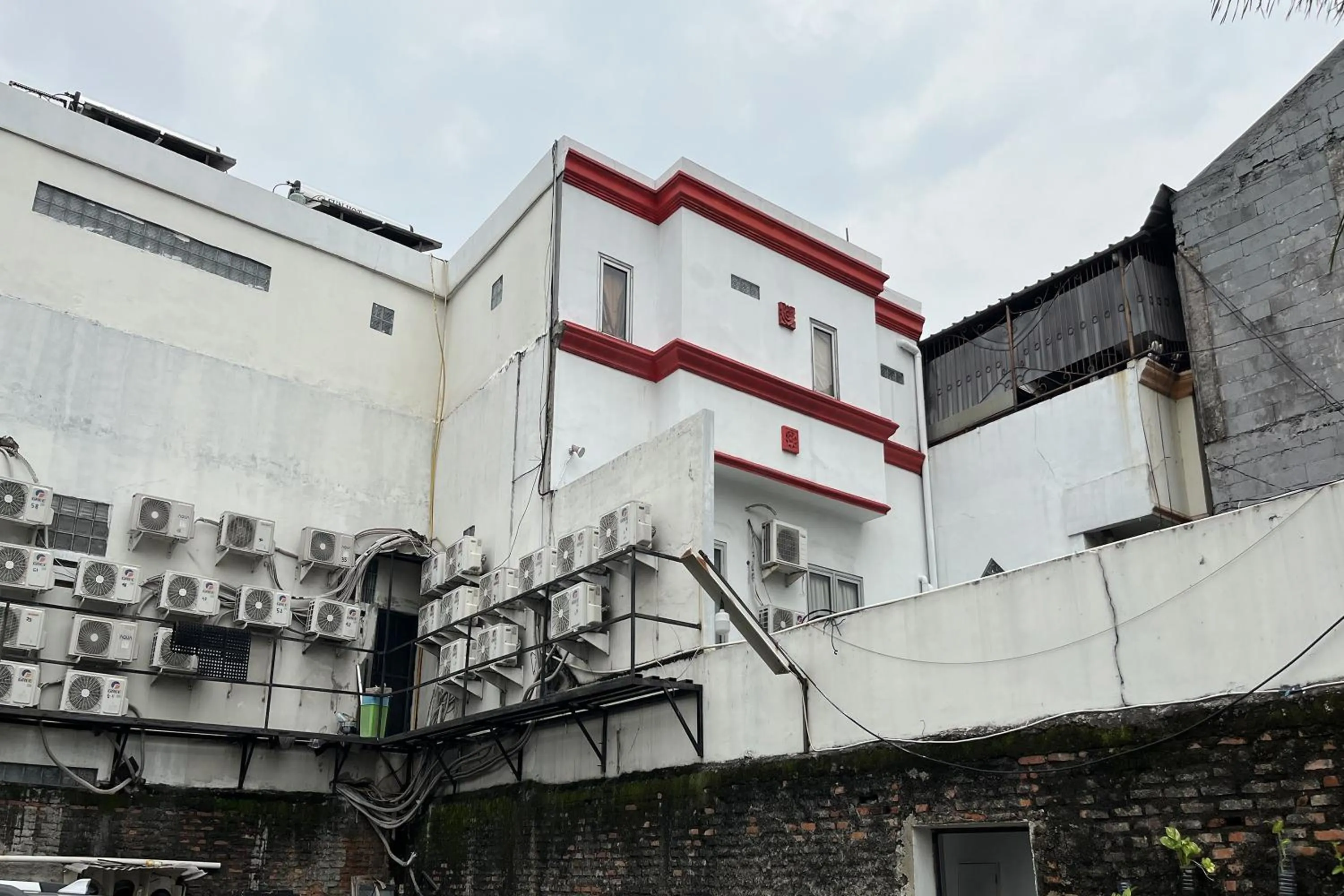 Property building in Wisma Berkat