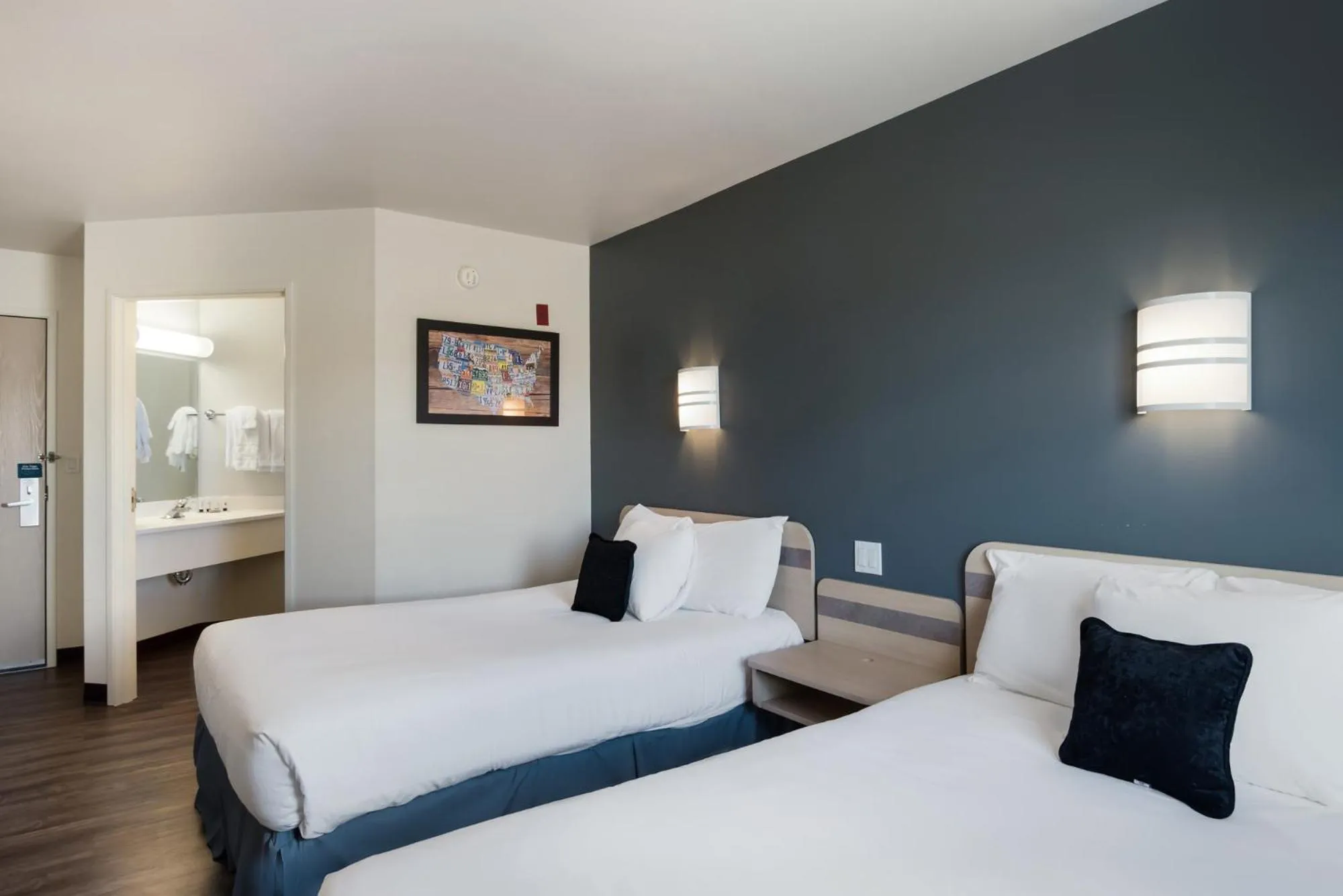 Bedroom, Bed in Red Lion Inn & Suites Butte