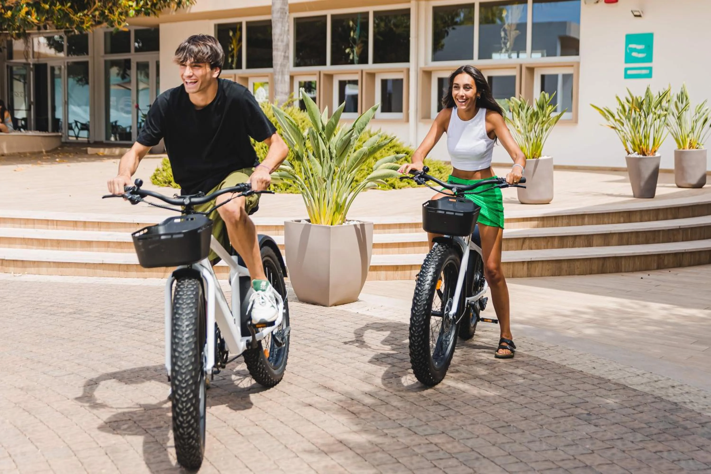 Cycling in Quinta da Luz - A Luxury Boutique B&B