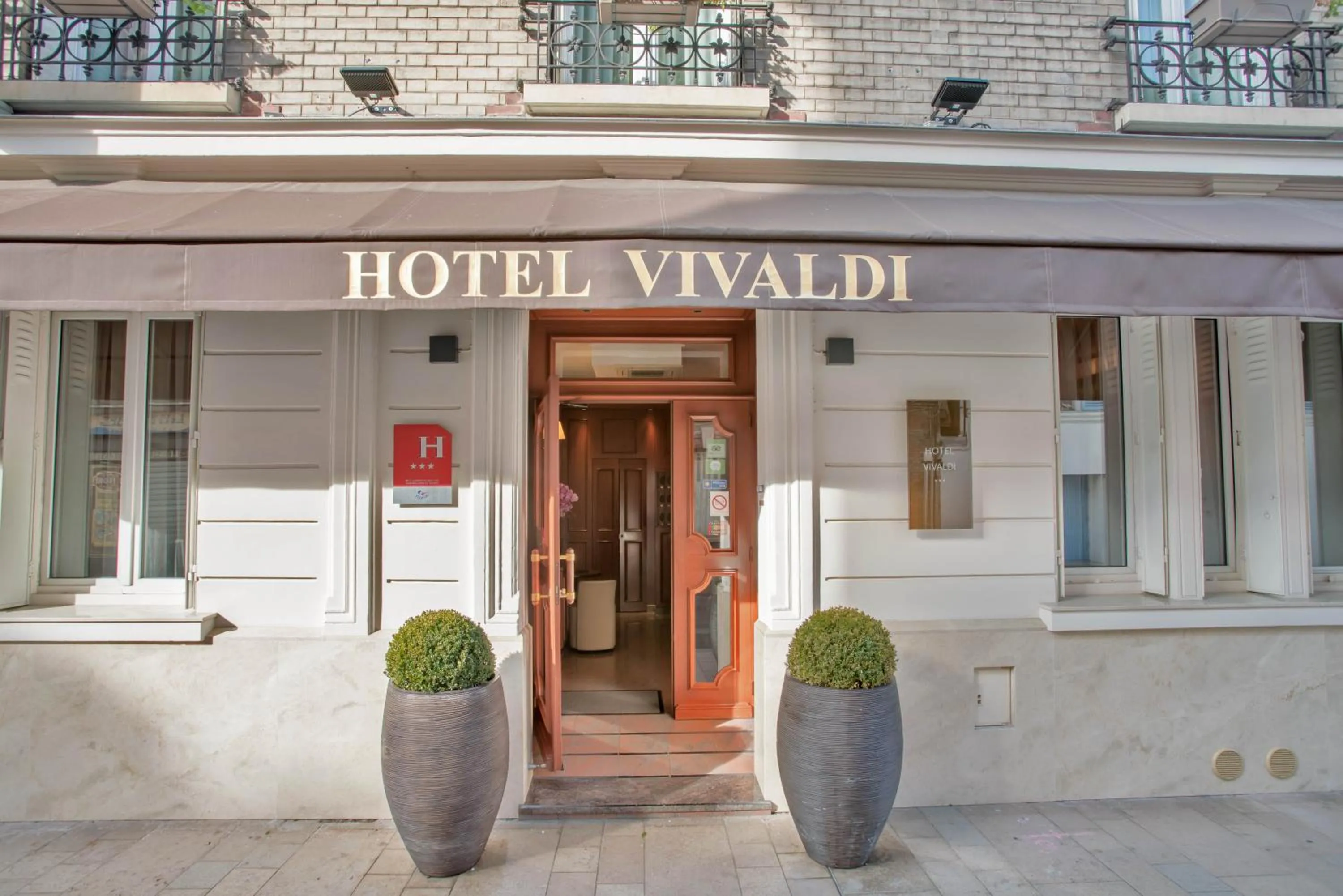 Facade/entrance in Hotel Vivaldi