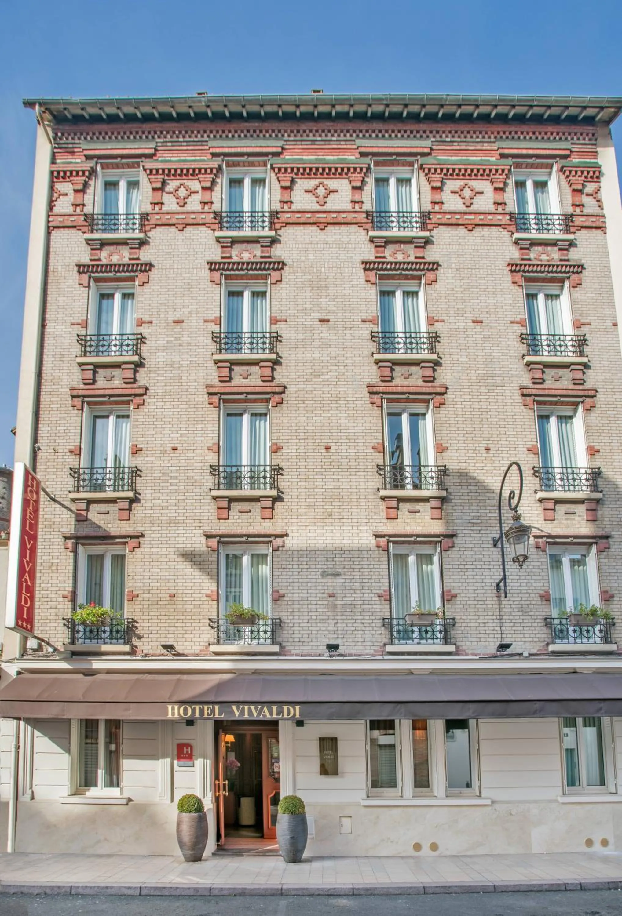 Facade/entrance in Hotel Vivaldi