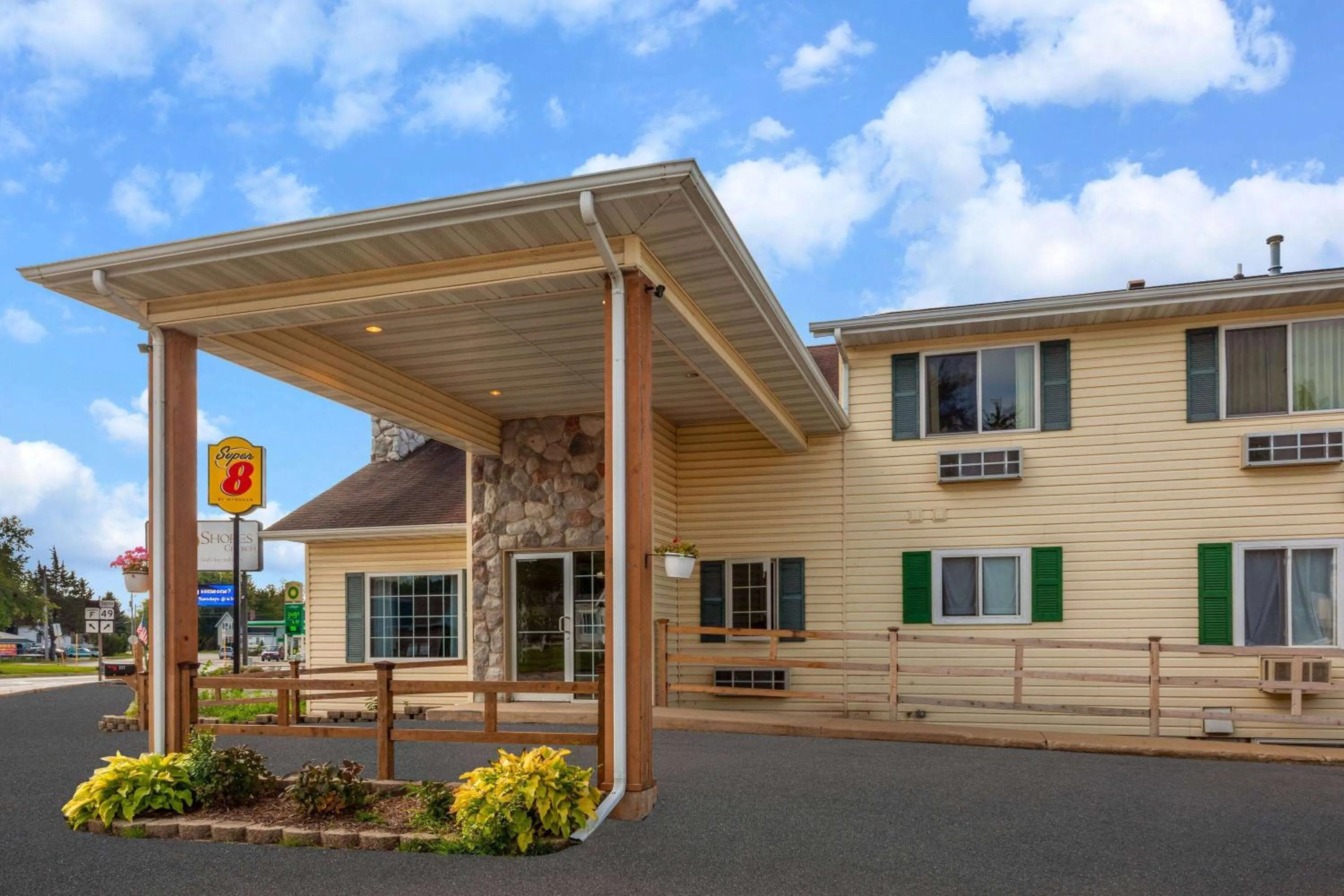 Property building in Super 8 by Wyndham Berlin WI