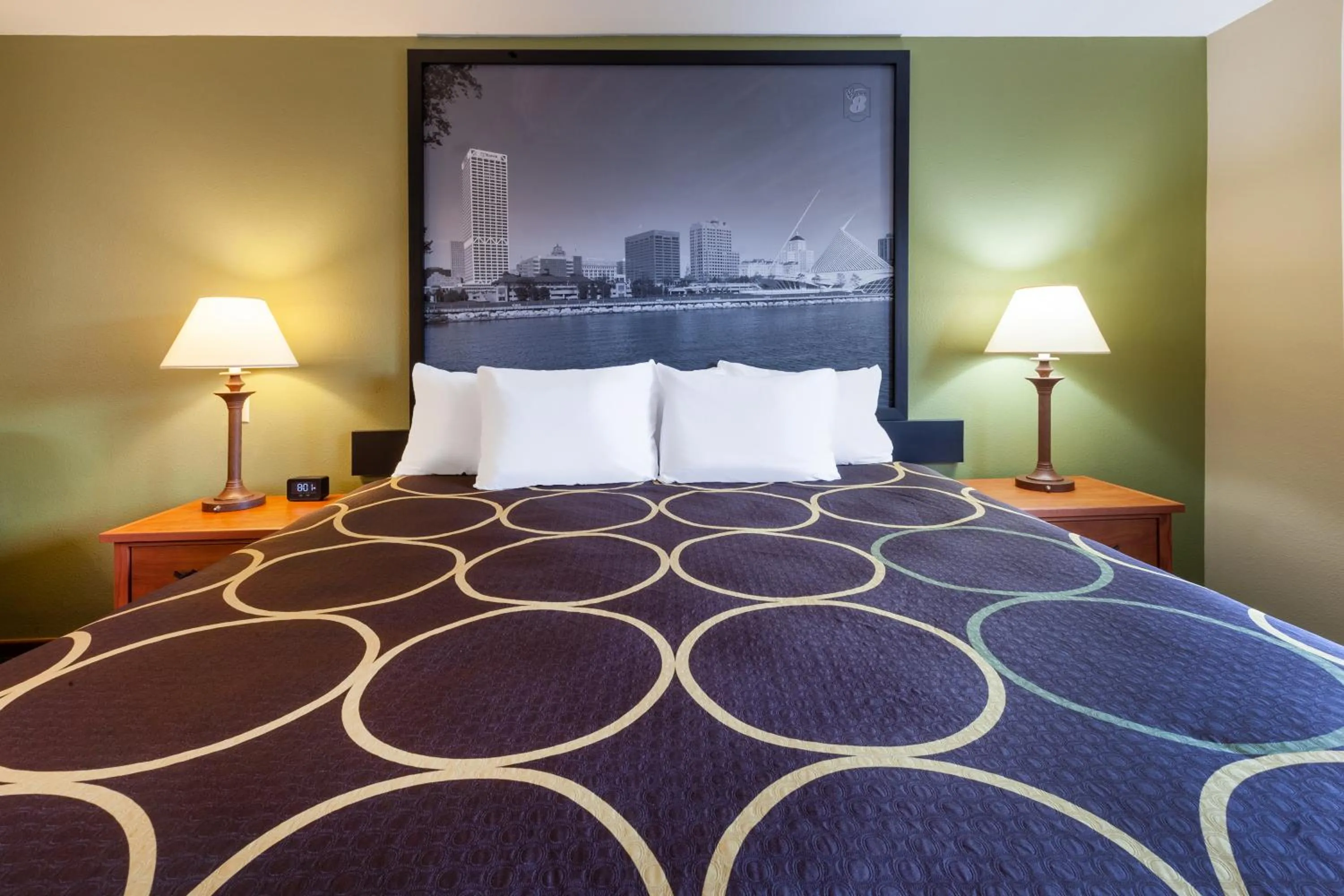 Bedroom in Super 8 by Wyndham Berlin WI