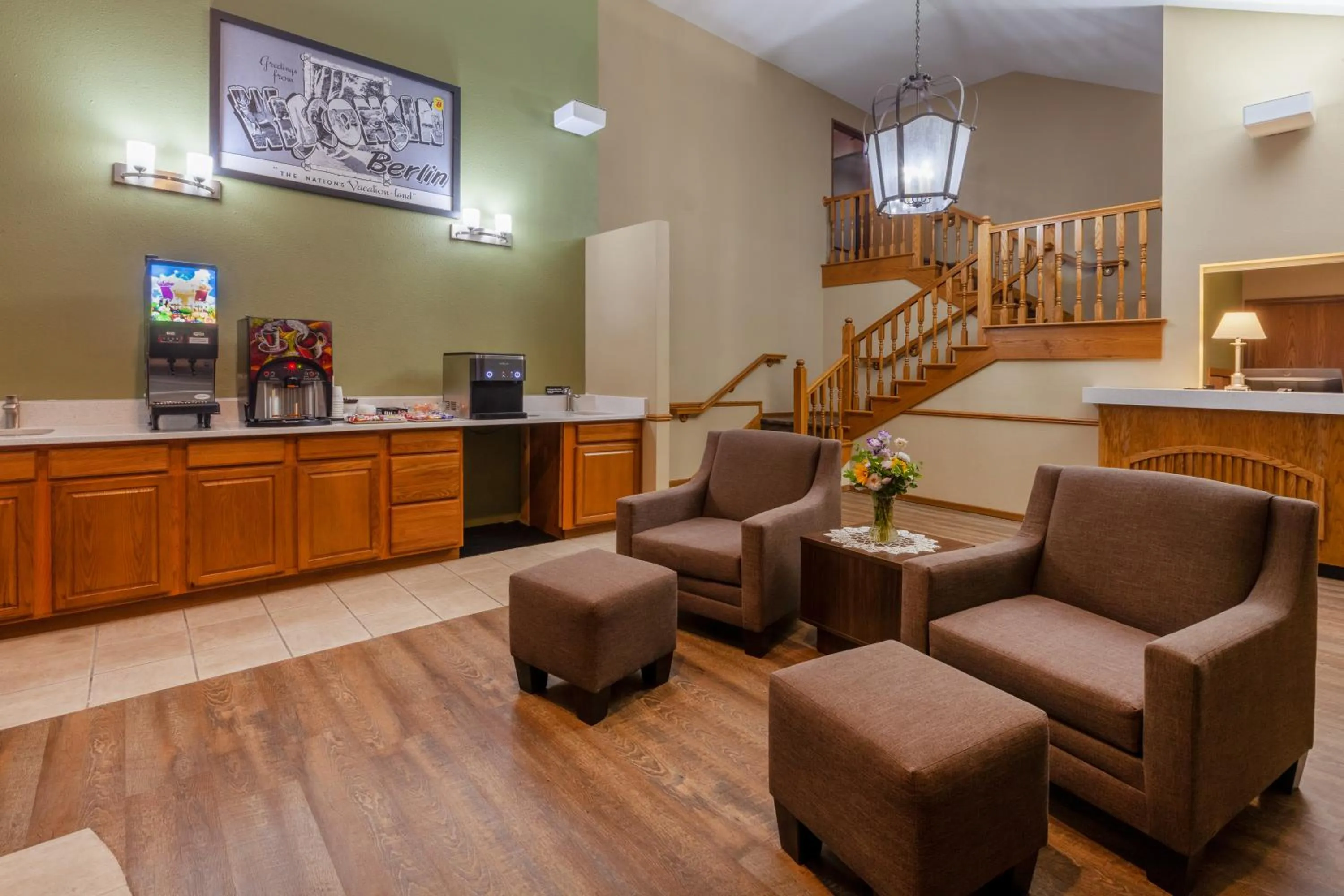 Lobby or reception in Super 8 by Wyndham Berlin WI