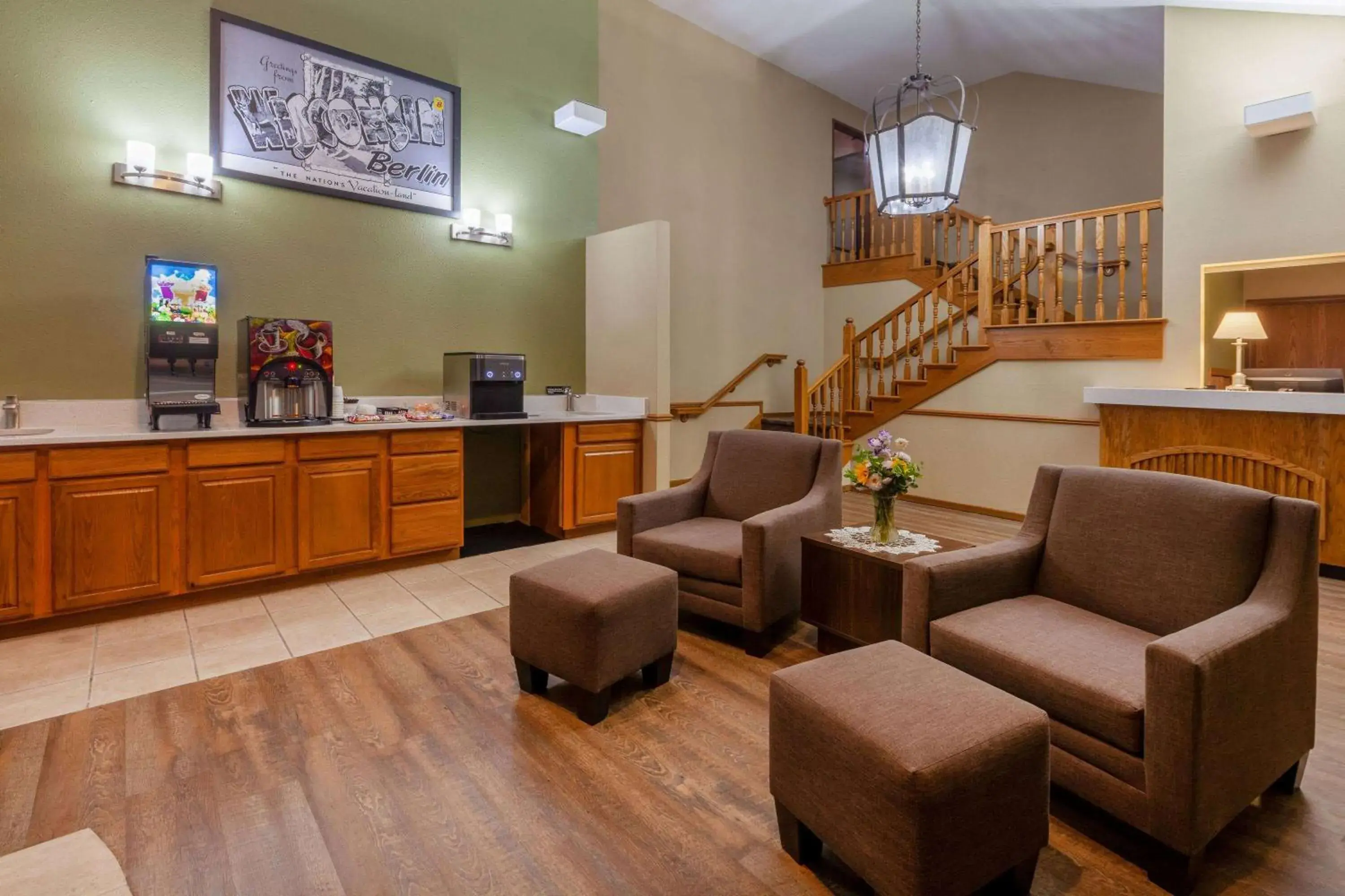 Lobby or reception in Super 8 by Wyndham Berlin WI Lobby or reception in Super 8 by Wyndham Berlin WI