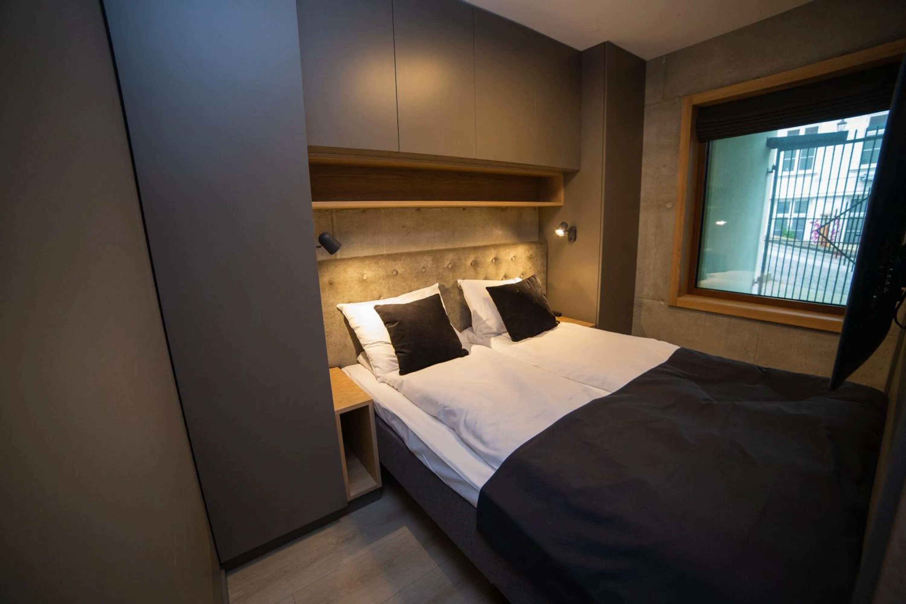 Bedroom, Bed in Home Again Apartments Kirkegata