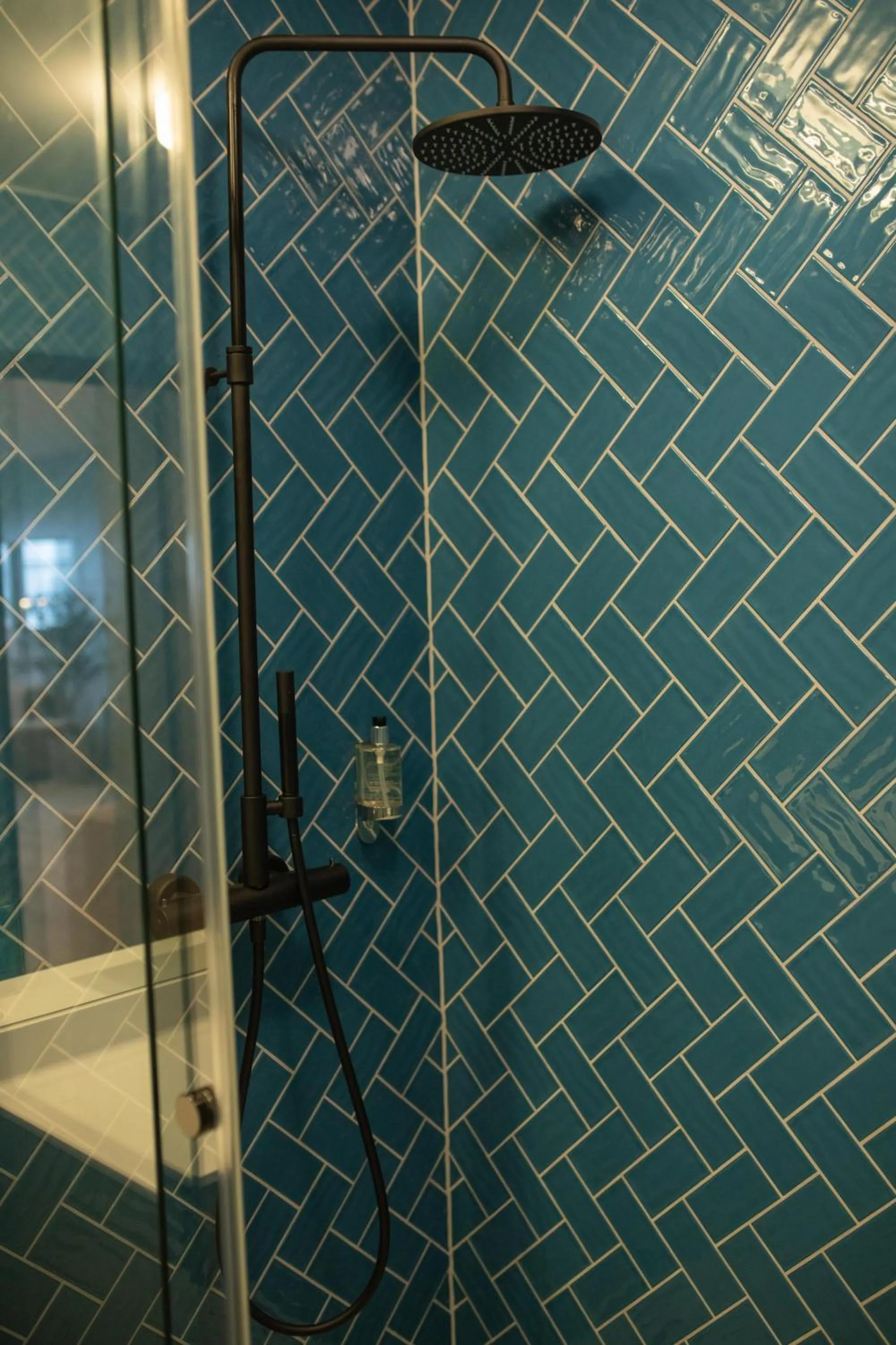 Bathroom in Home Again Apartments Kirkegata