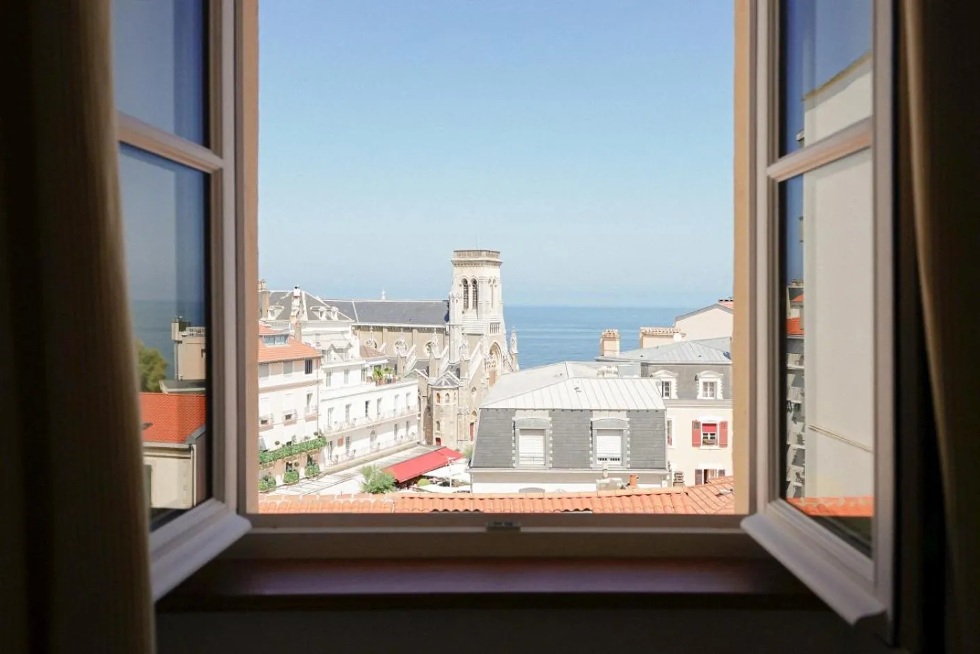 Sea view in ALFRED HOTELS Les Halles