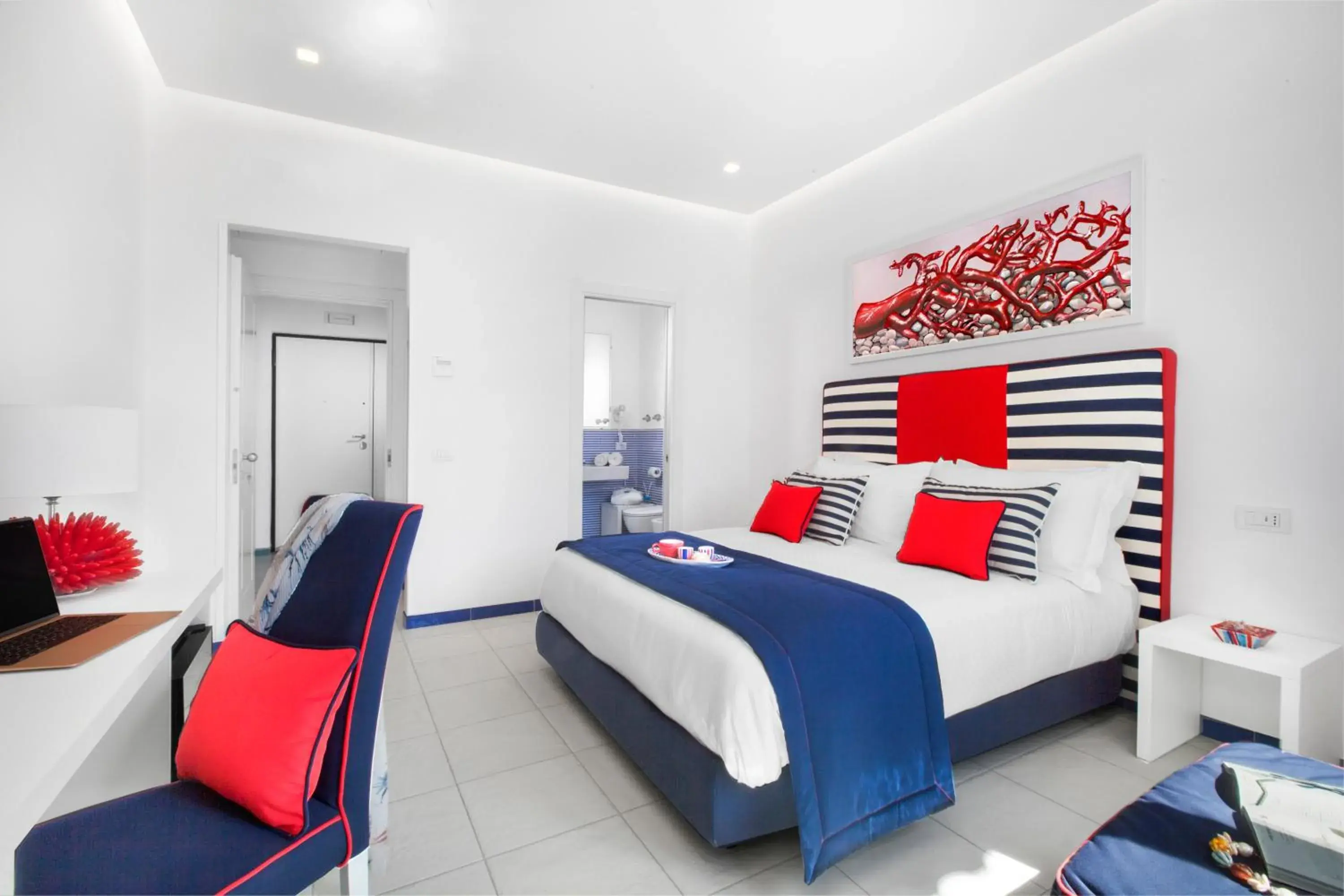 Triple Room with City View in YourHome - Sersale Suites Triple Room with City View in YourHome - Sersale Suites