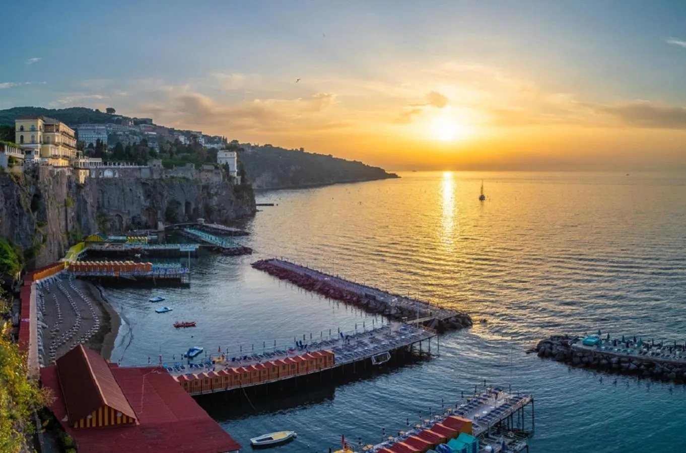 Sunset in YourHome - Sersale Suites