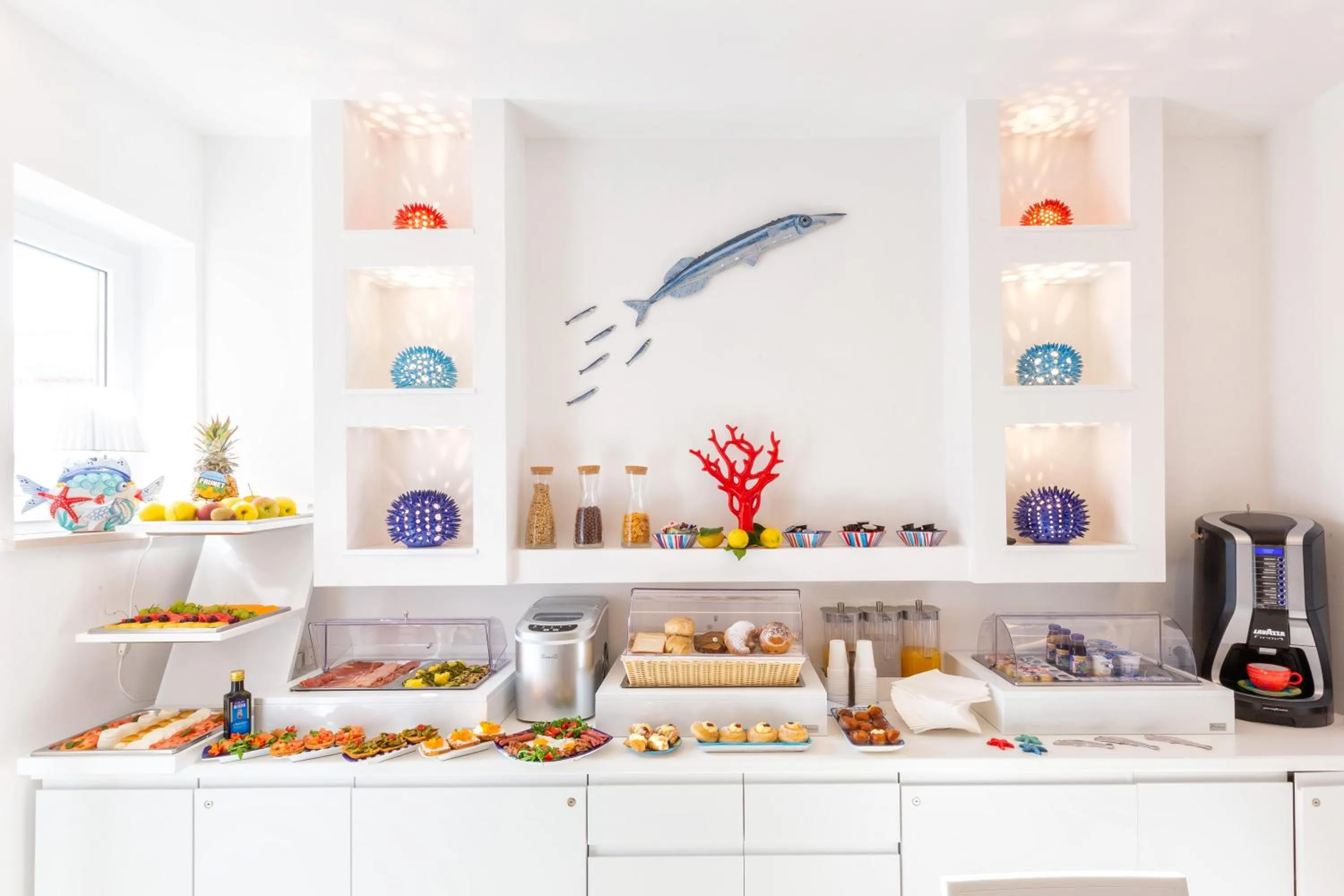 Breakfast in YourHome - Sersale Suites