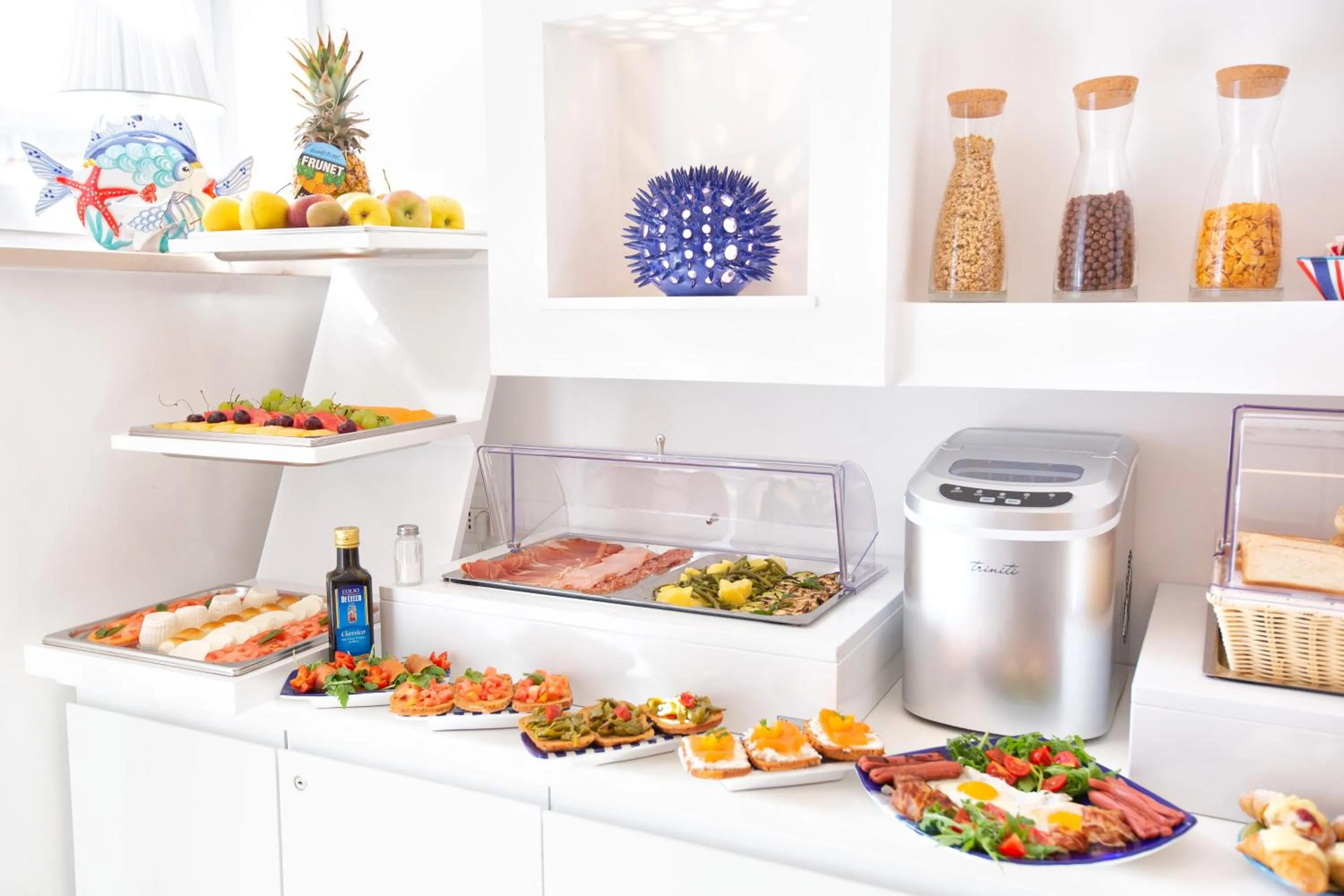 Breakfast in YourHome - Sersale Suites