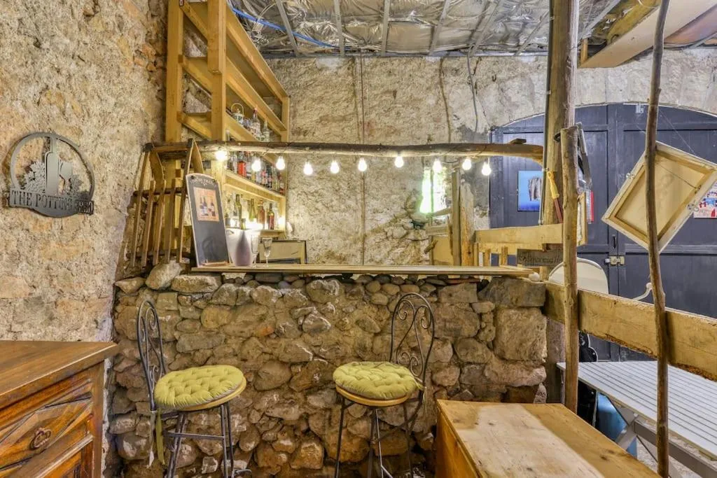 Lounge or bar in La Calade