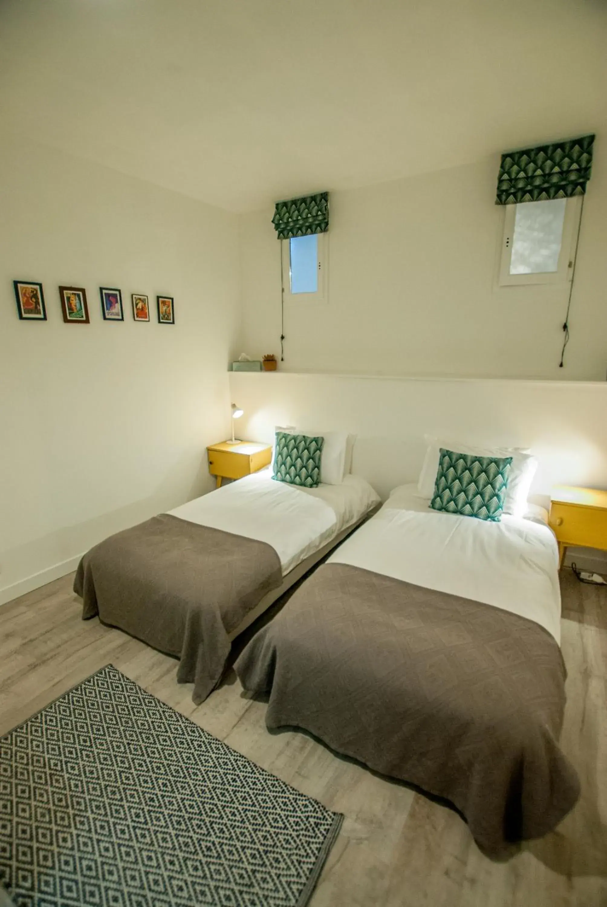 Twin Room with Bathroom in La Calade Twin Room with Bathroom in La Calade