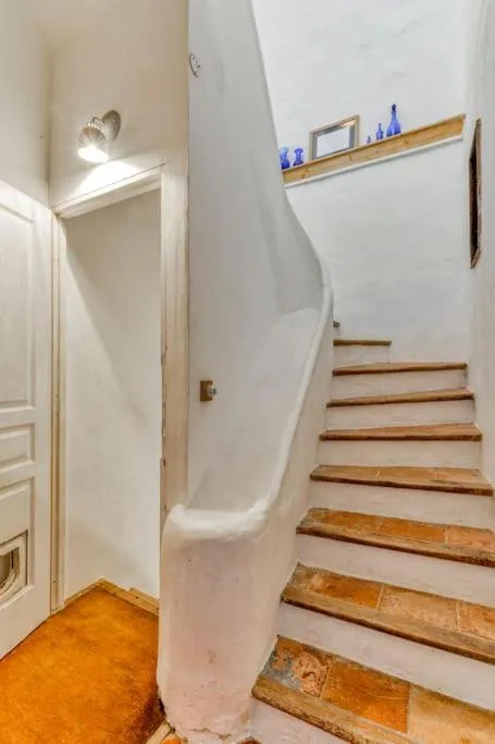 Facade/entrance in La Calade