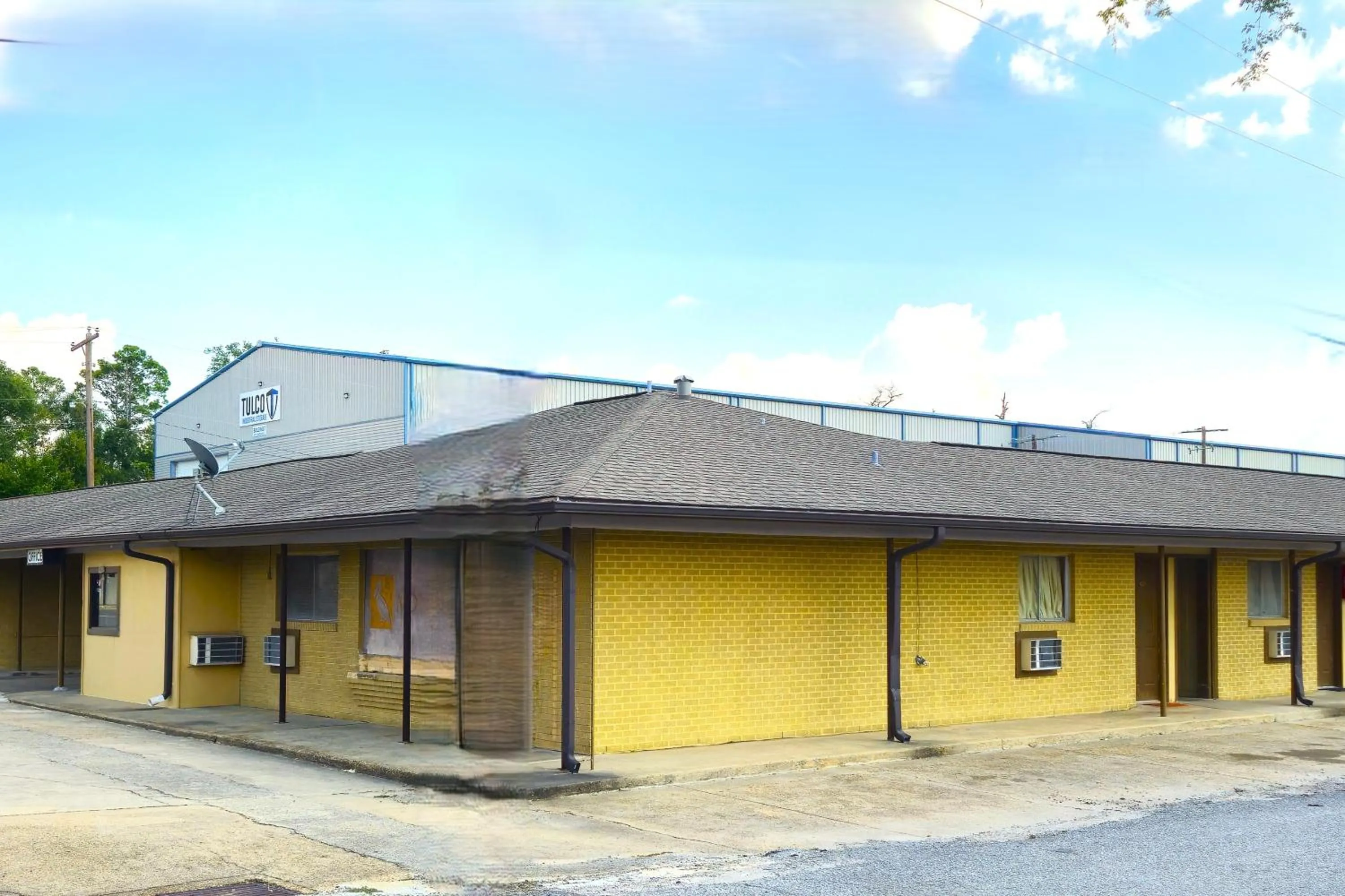 Facade/entrance in Relax Inn by OYO Sulphur Hwy 90
