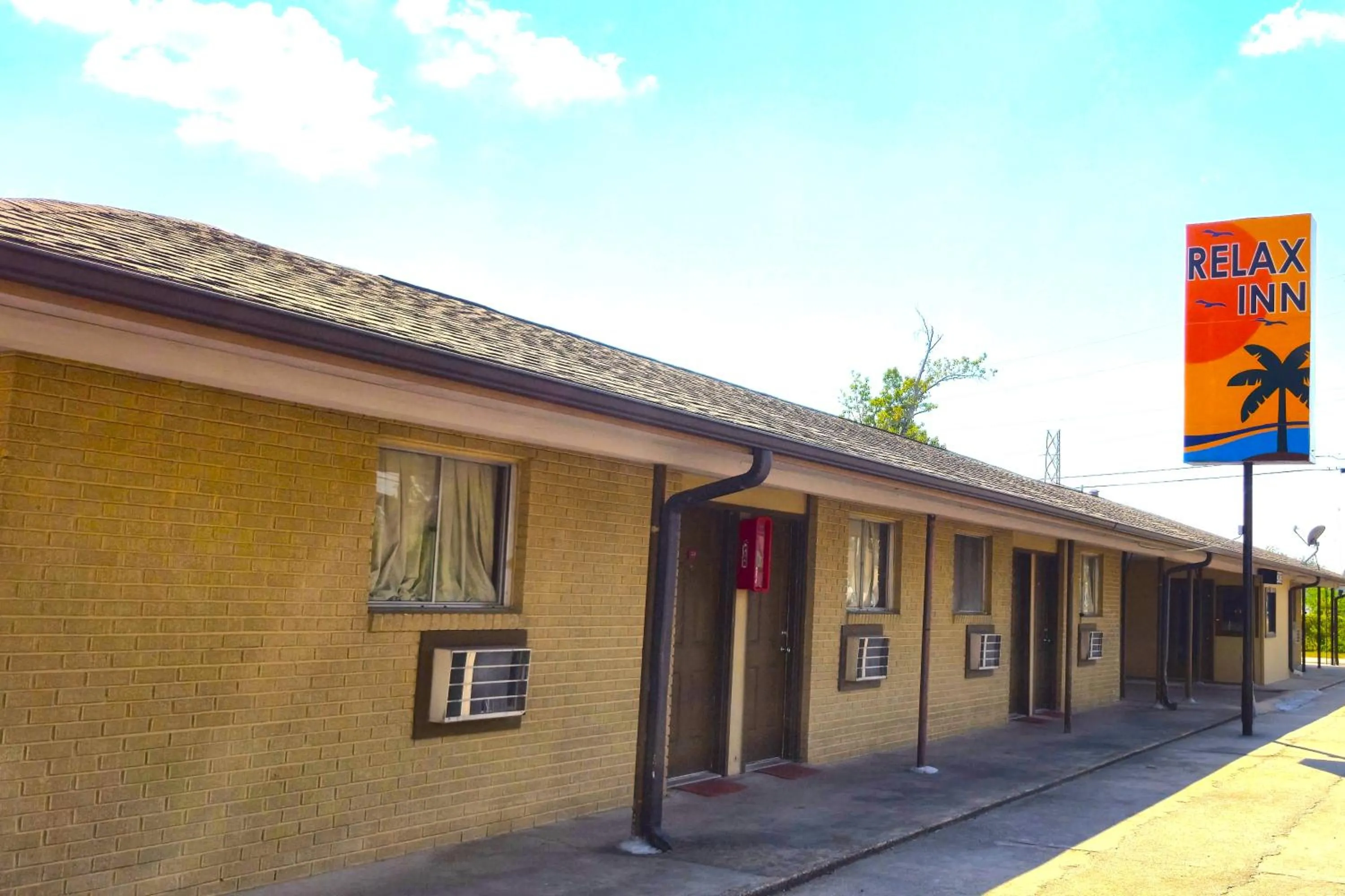 Property building in Relax Inn by OYO Sulphur Hwy 90