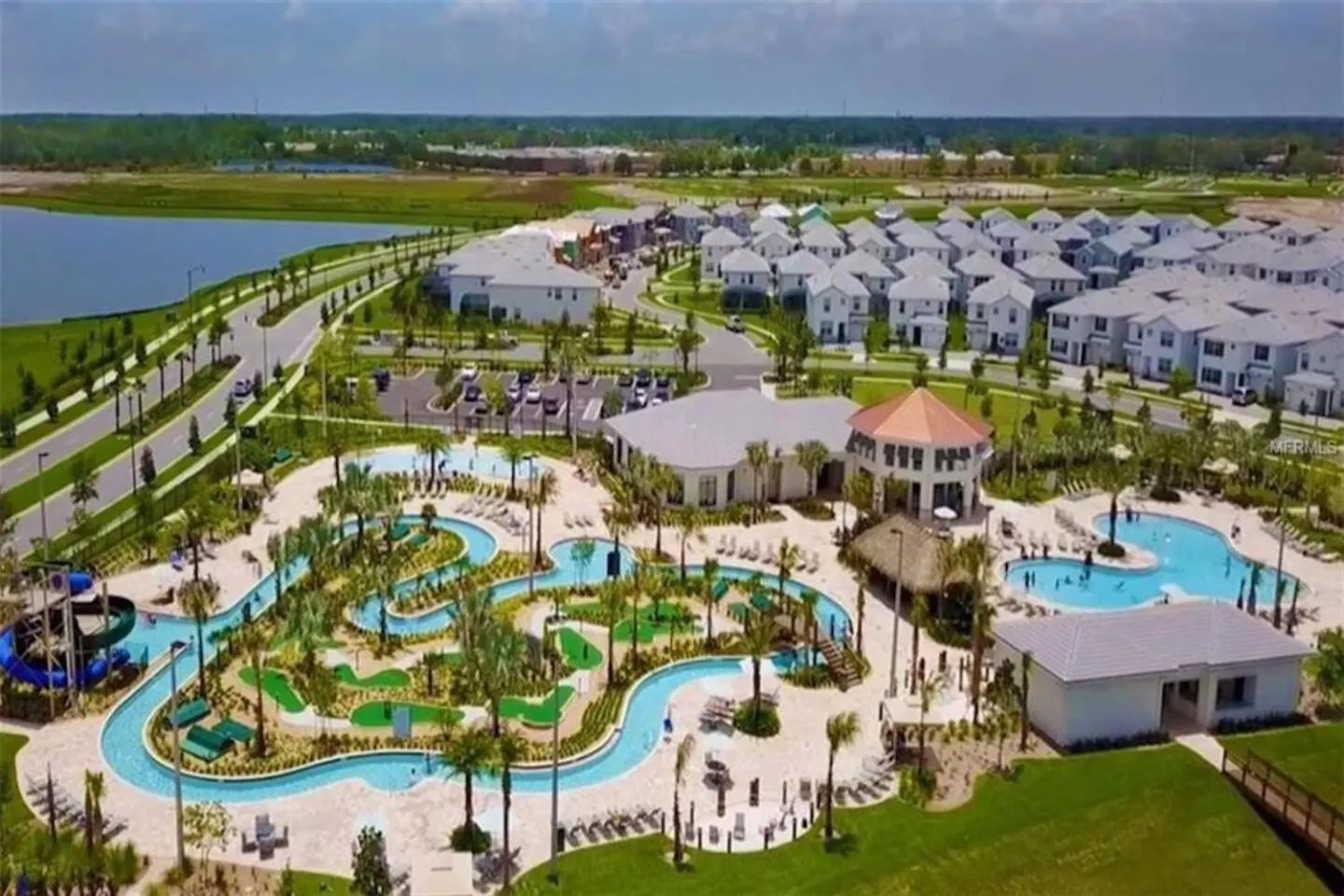 Bird's eye view in H - New 2 Bedroom Condo - 5 Miles to Disney - Free Water Park