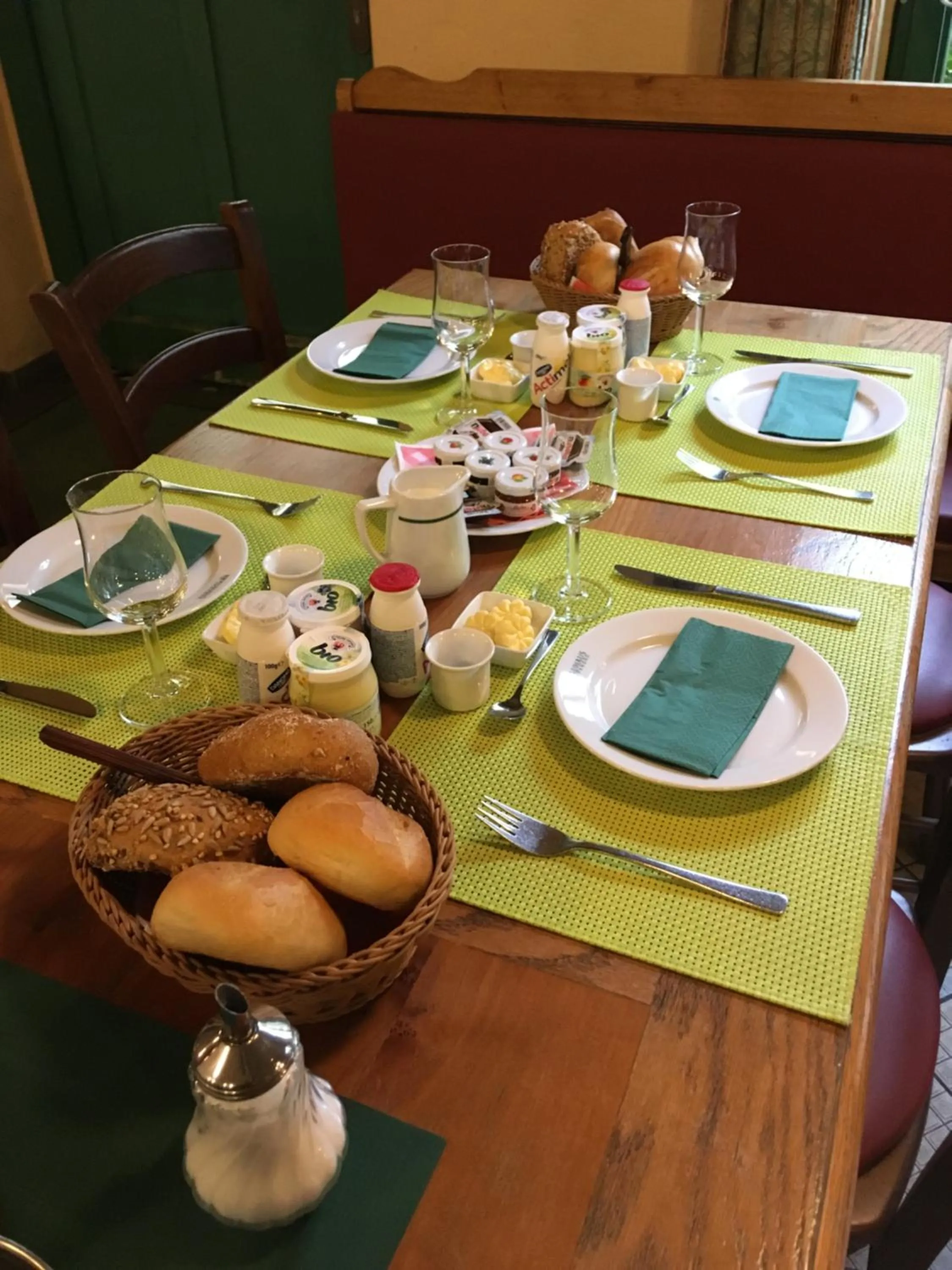 Breakfast in Brauhaus in Spandau