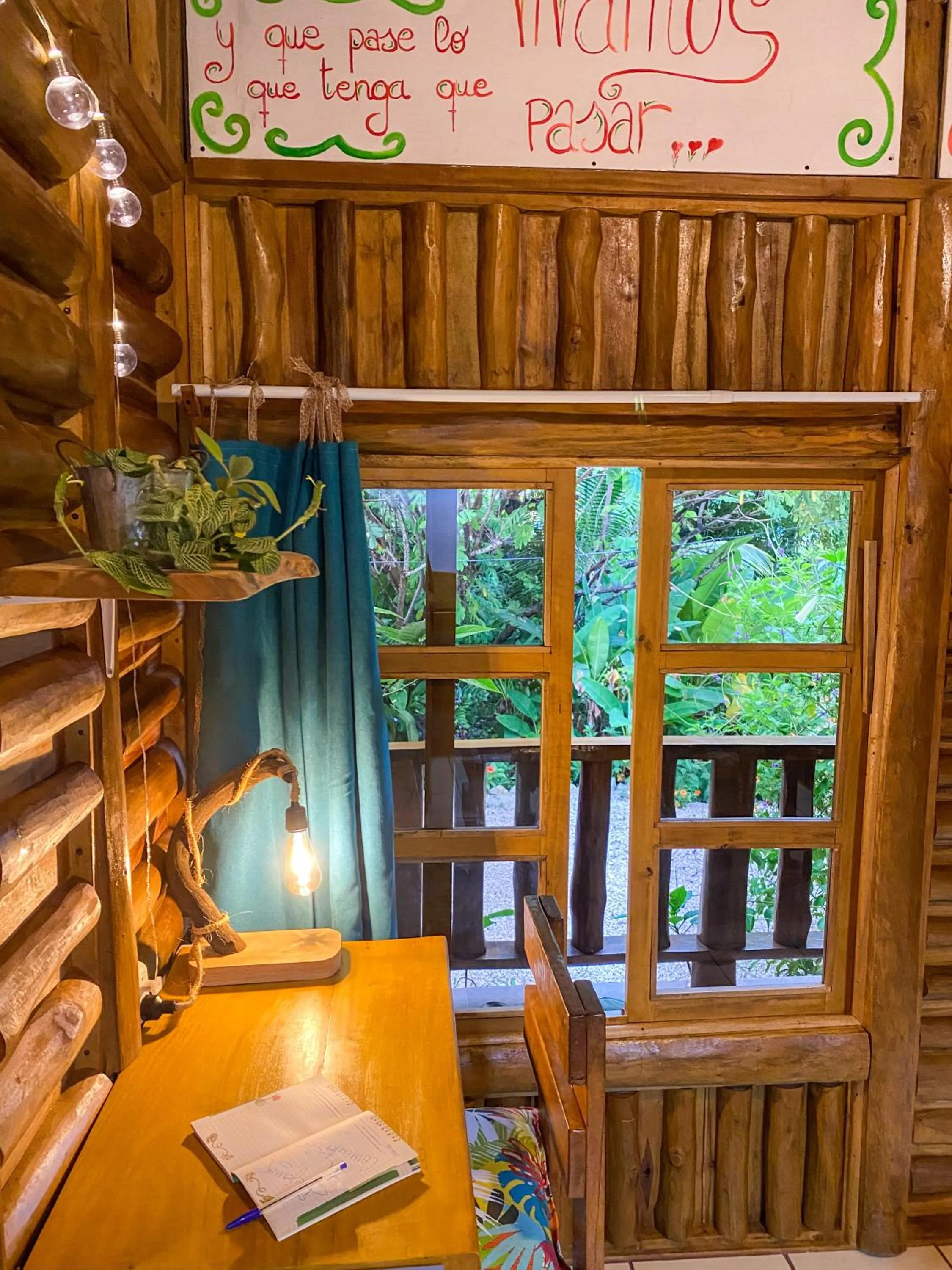 Seating area in Cabañas Lamaite