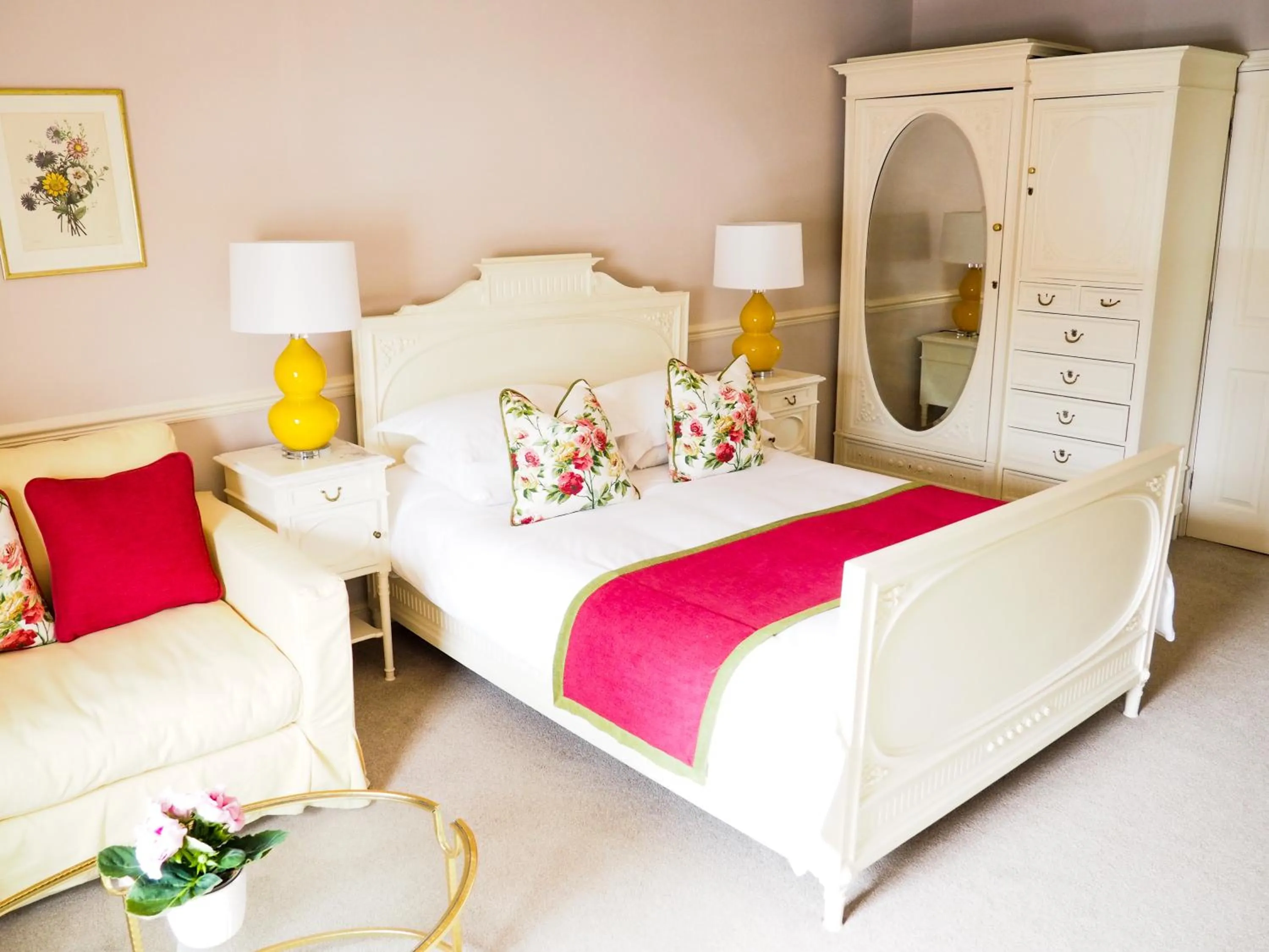 Bed in The Wensleydale Hotel