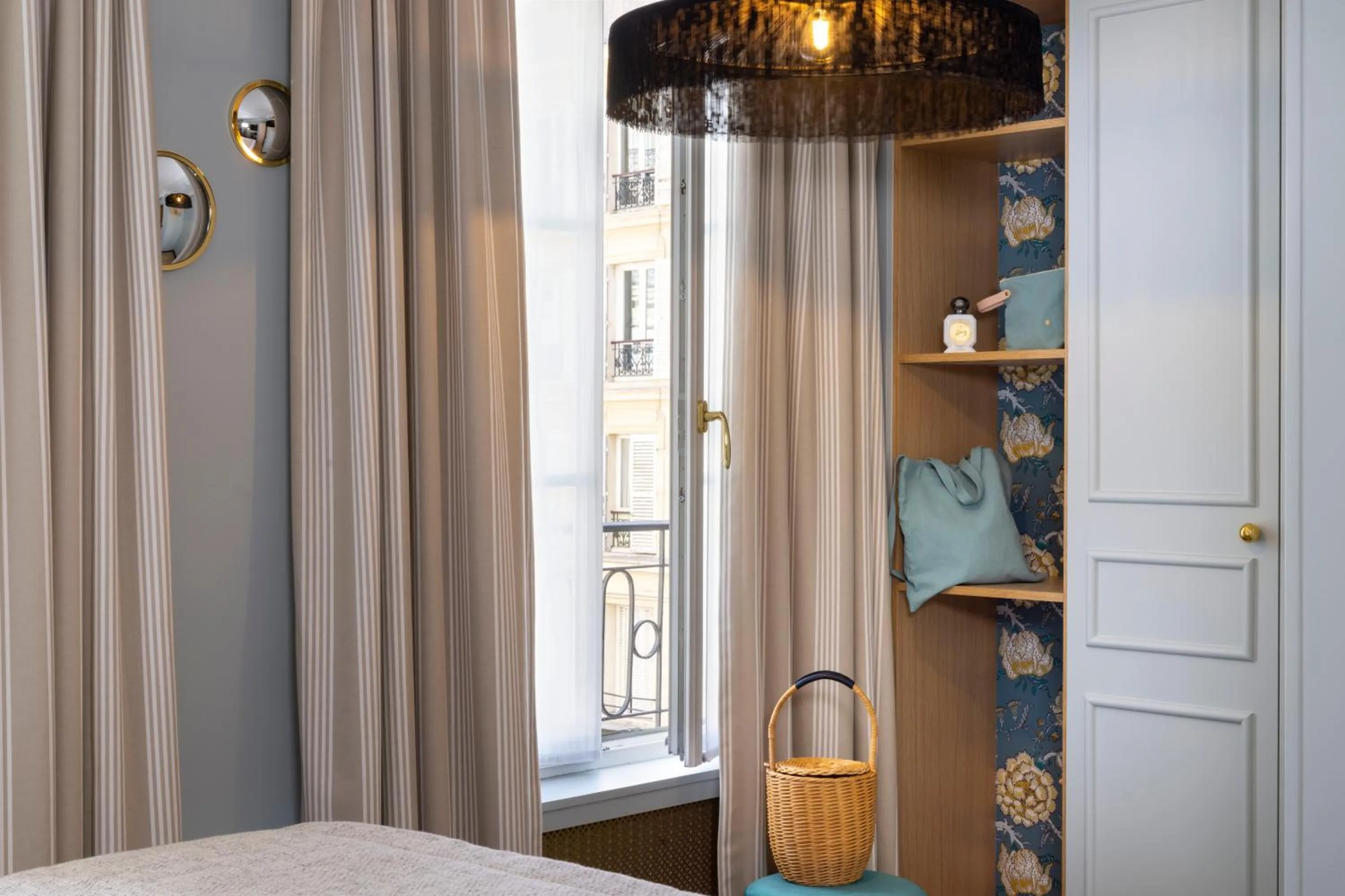 Bedroom, Bed in Hôtel Fior d'Aliza