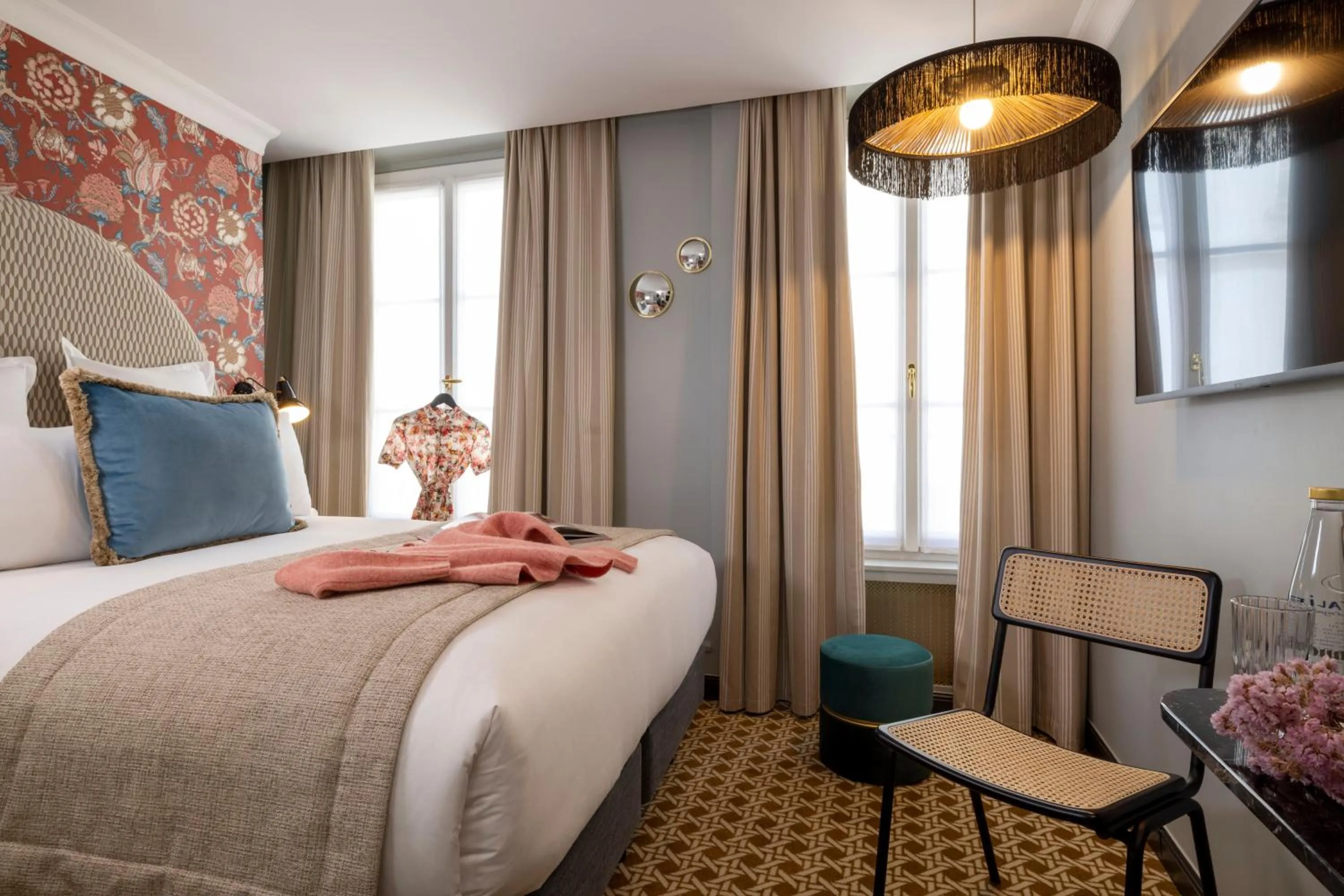 Bedroom, Bed in Hôtel Fior d'Aliza