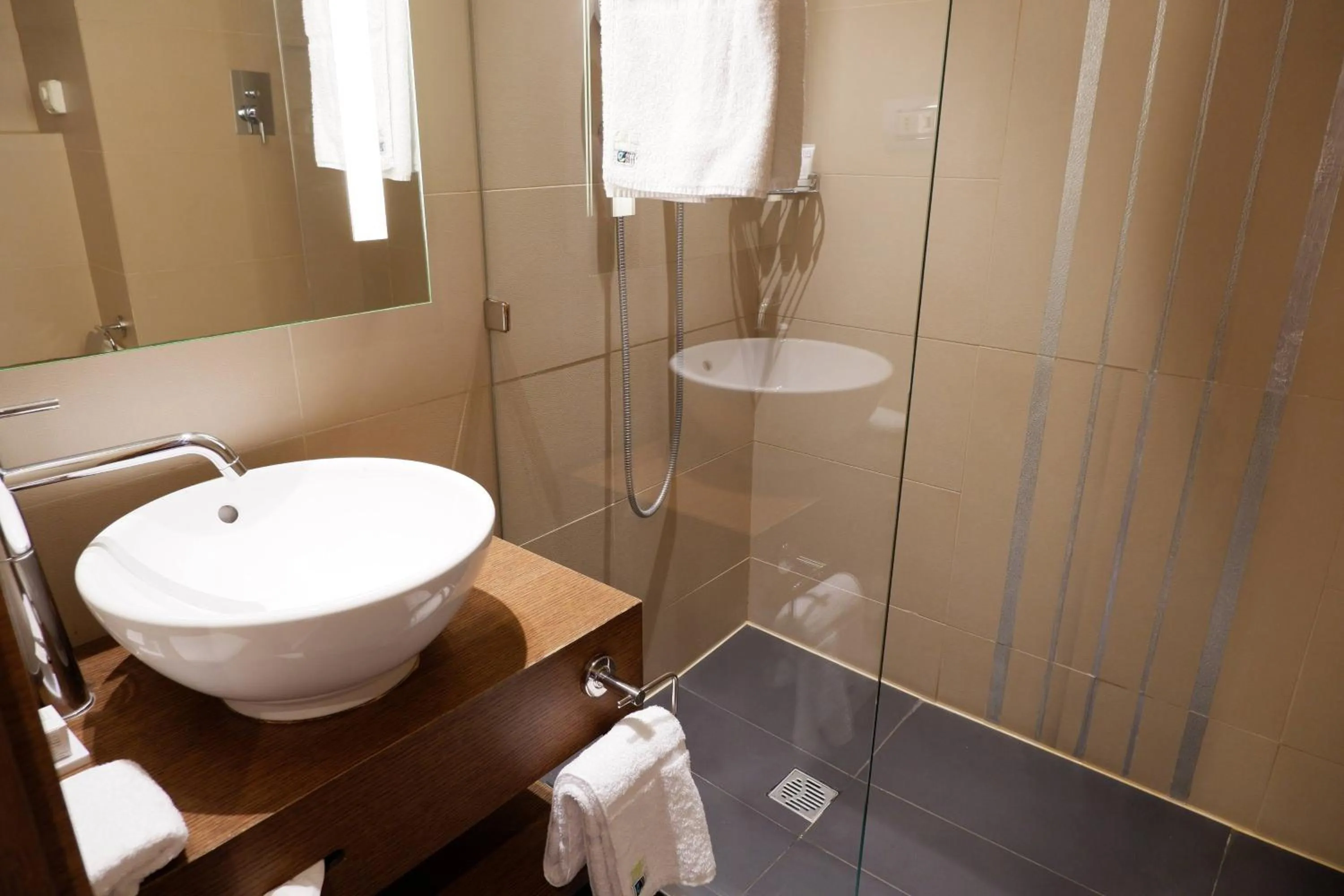 Bathroom in AC Hotel by Marriott Ambassadeur Antibes - Juan Les Pins