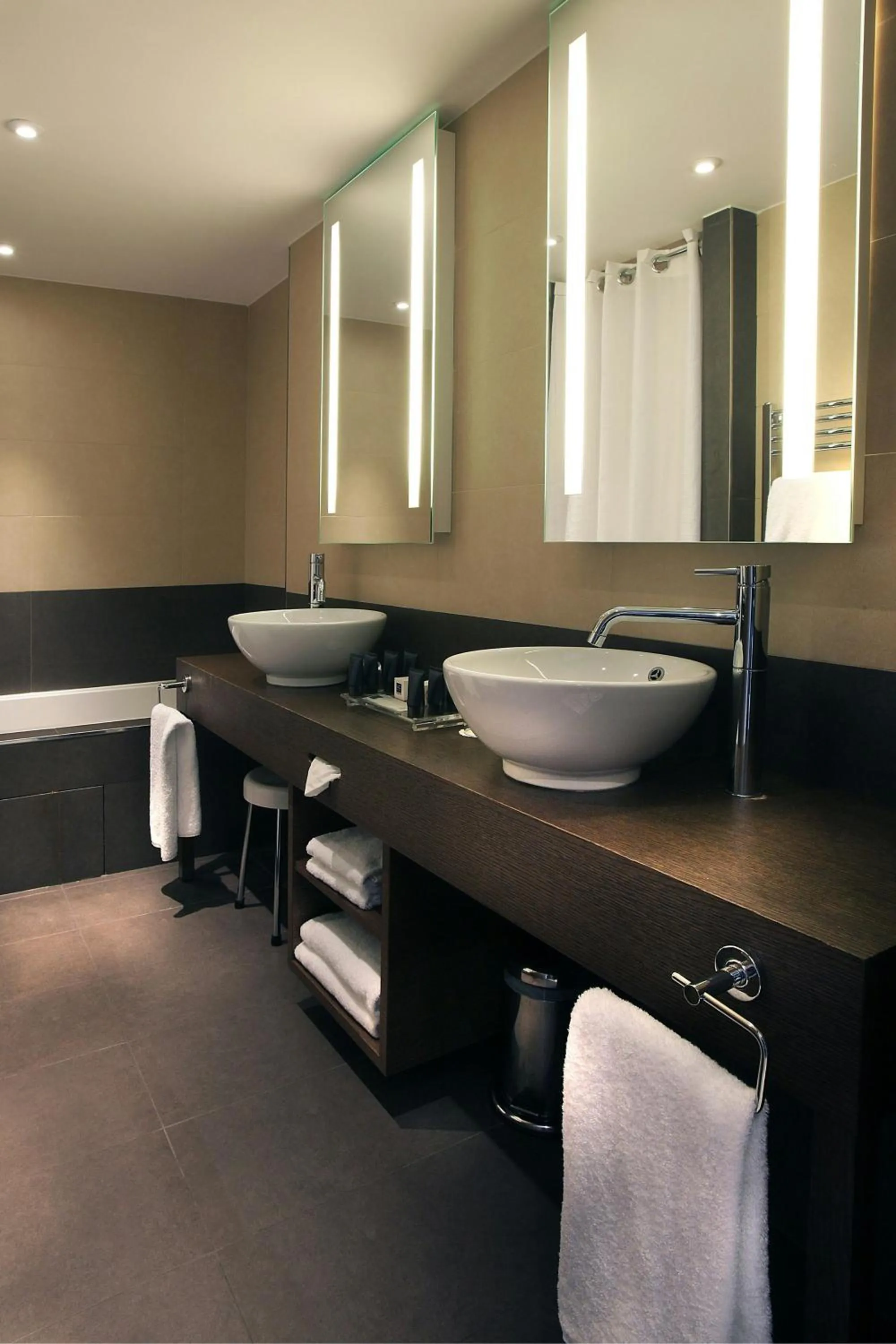 Bathroom in AC Hotel by Marriott Ambassadeur Antibes - Juan Les Pins