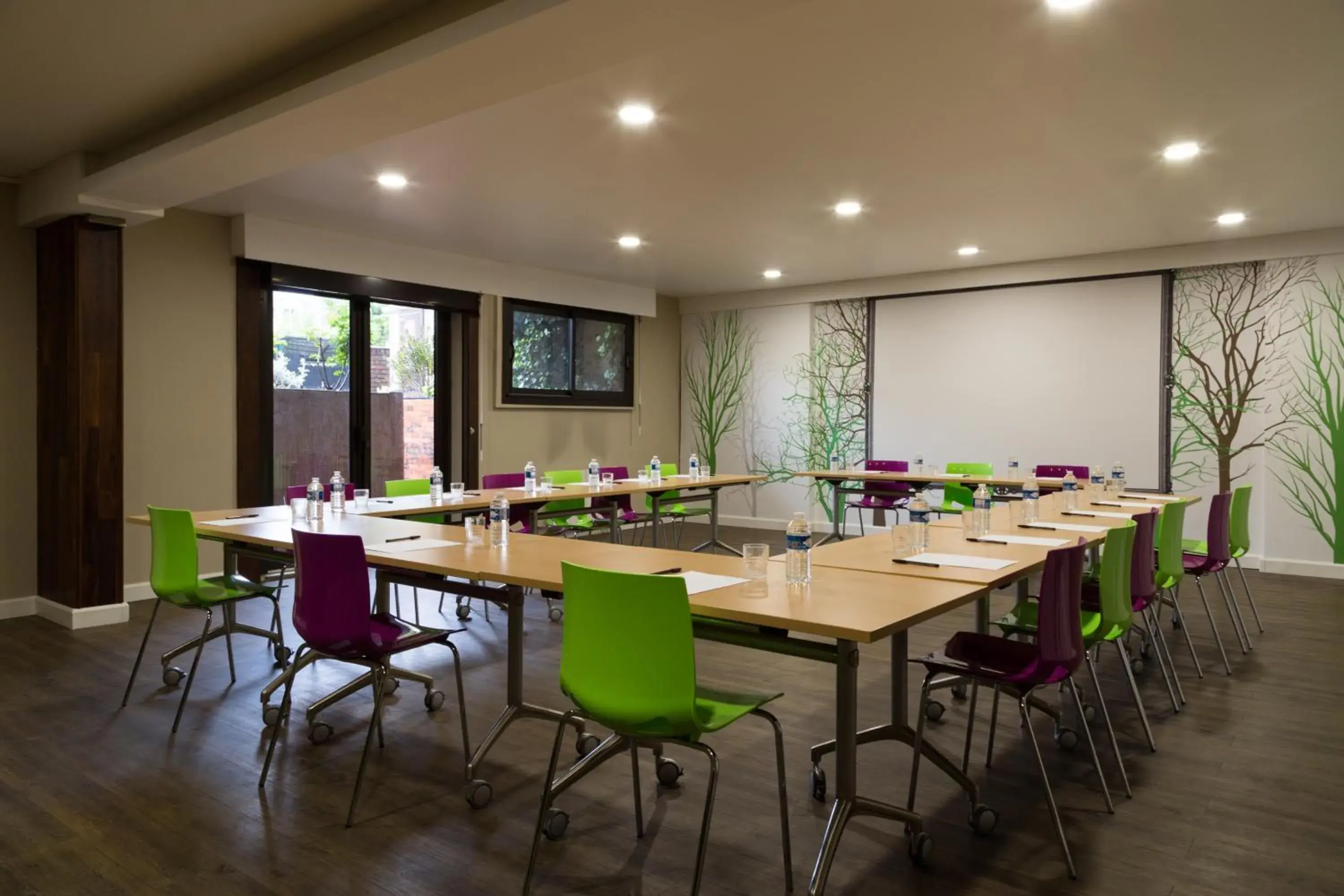 Meeting/conference room in Qualys-Hotel Rueil La Defense