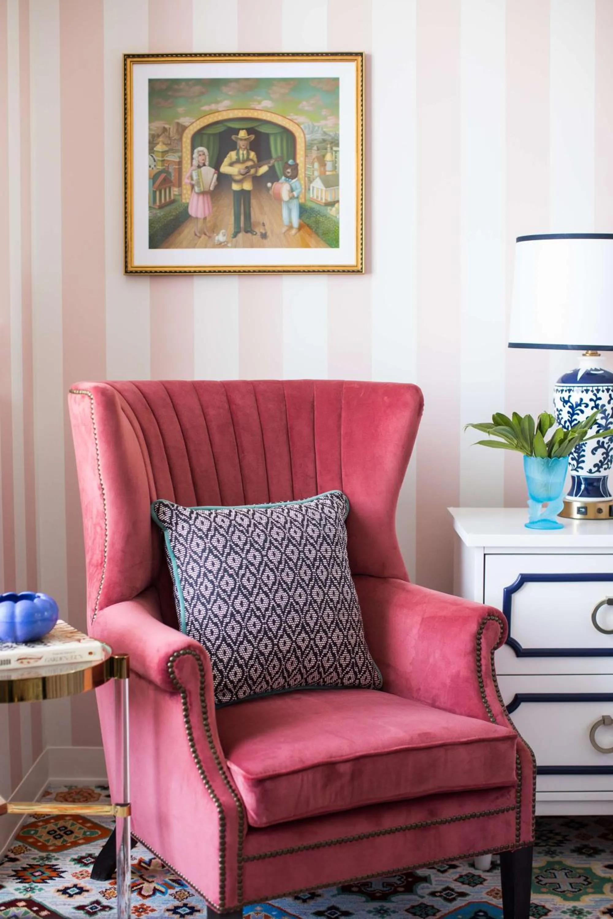 Photo of the whole room in Graduate by Hilton Nashville