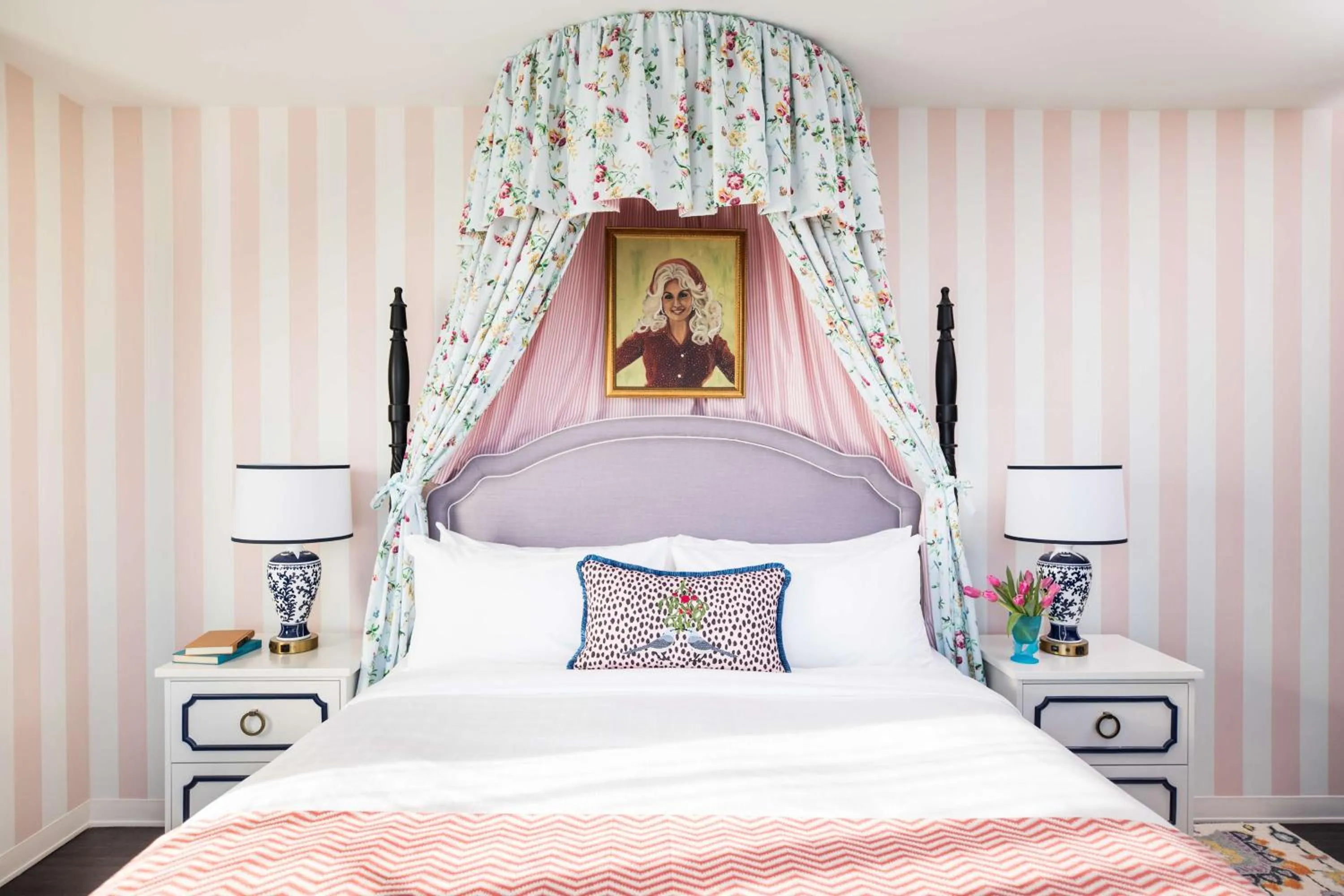 Bed in Graduate by Hilton Nashville