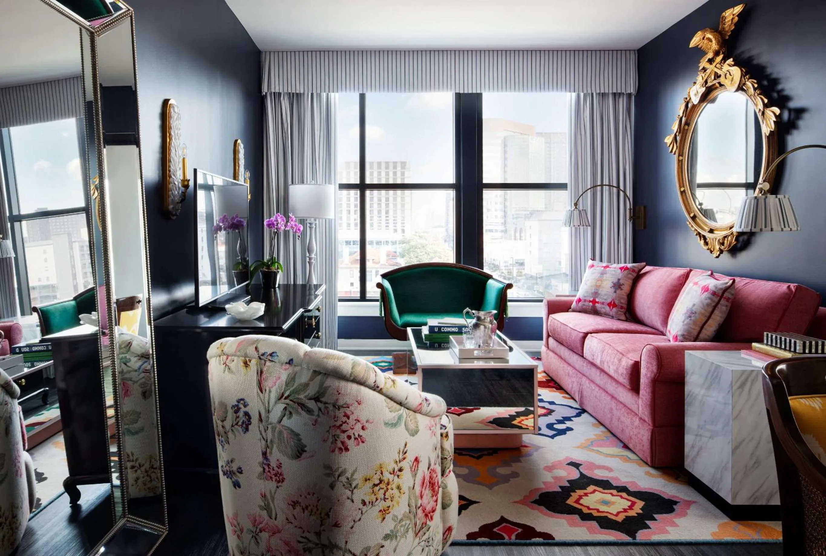 Living room in Graduate by Hilton Nashville