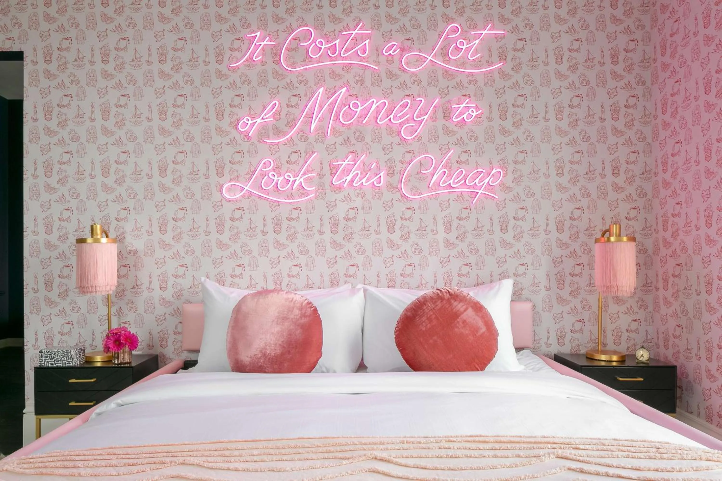 Bed in Graduate by Hilton Nashville