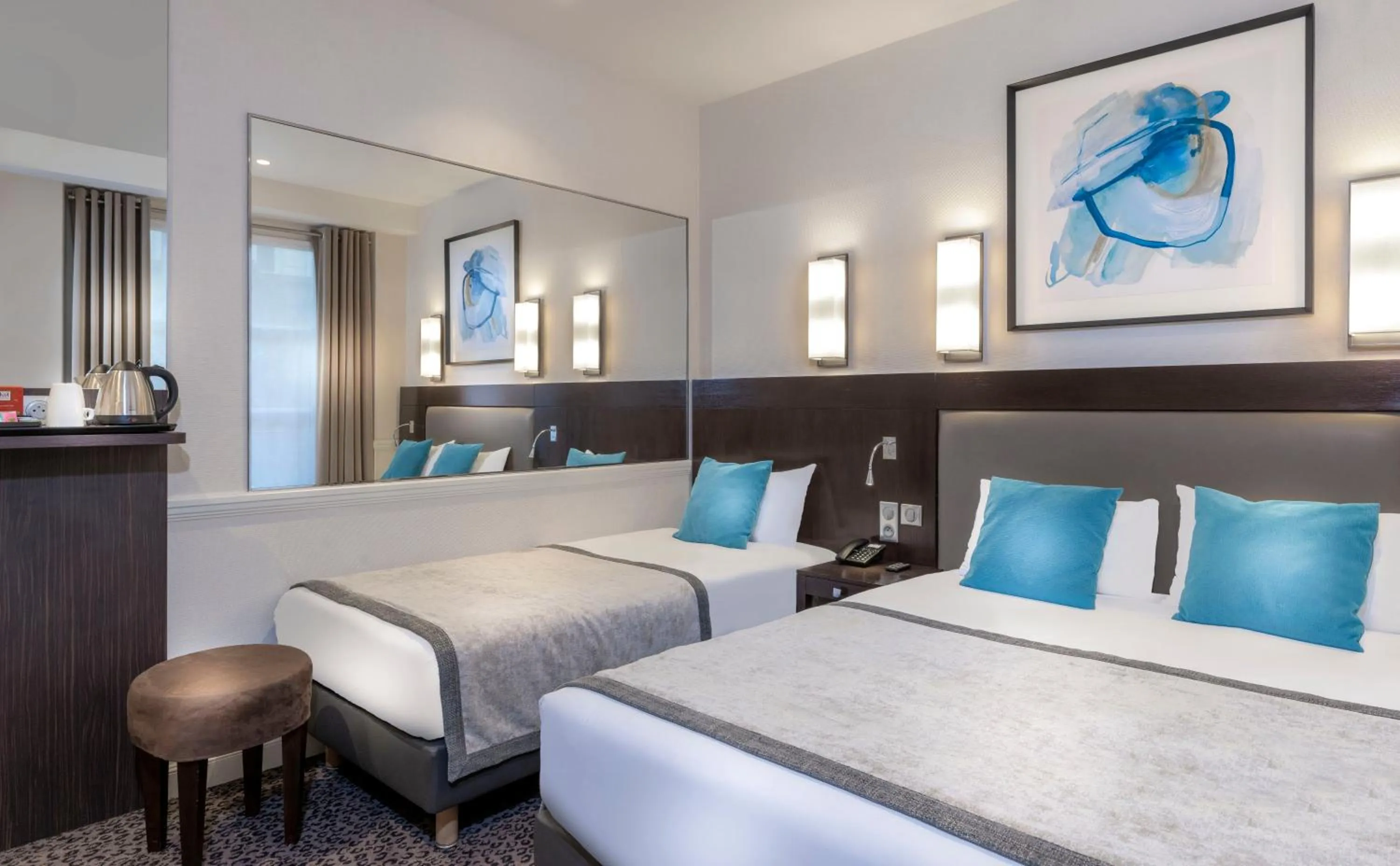 Bed in Elysées Ceramic