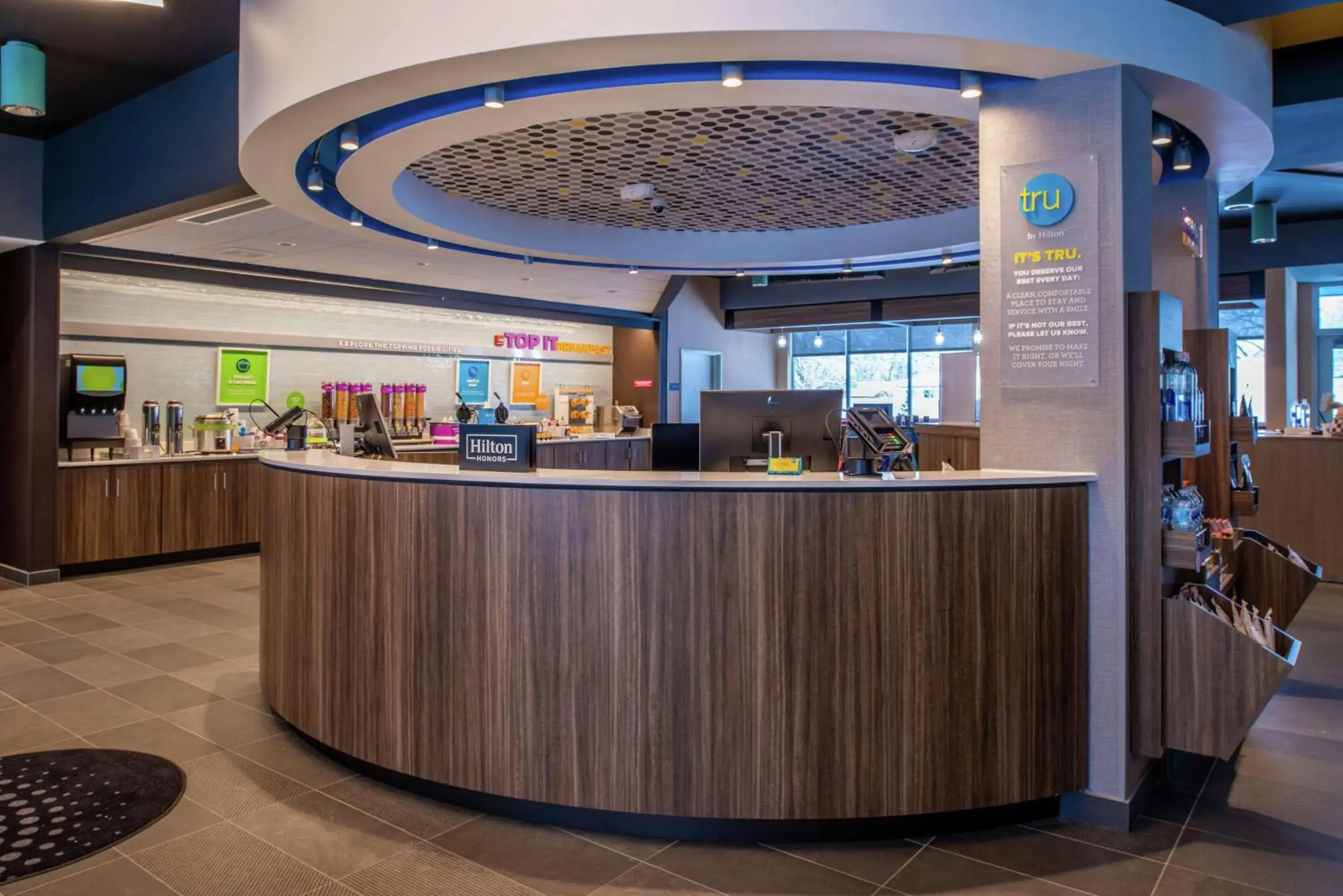 Lobby or reception in Tru By Hilton Elkhart, In Lobby or reception in Tru By Hilton Elkhart, In