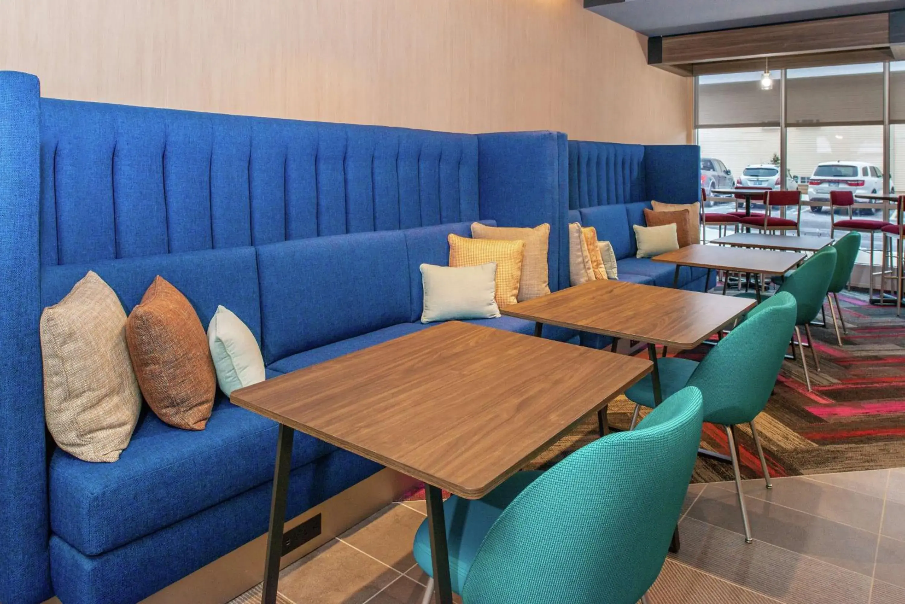 Lobby or reception in Tru By Hilton Elkhart, In Lobby or reception in Tru By Hilton Elkhart, In