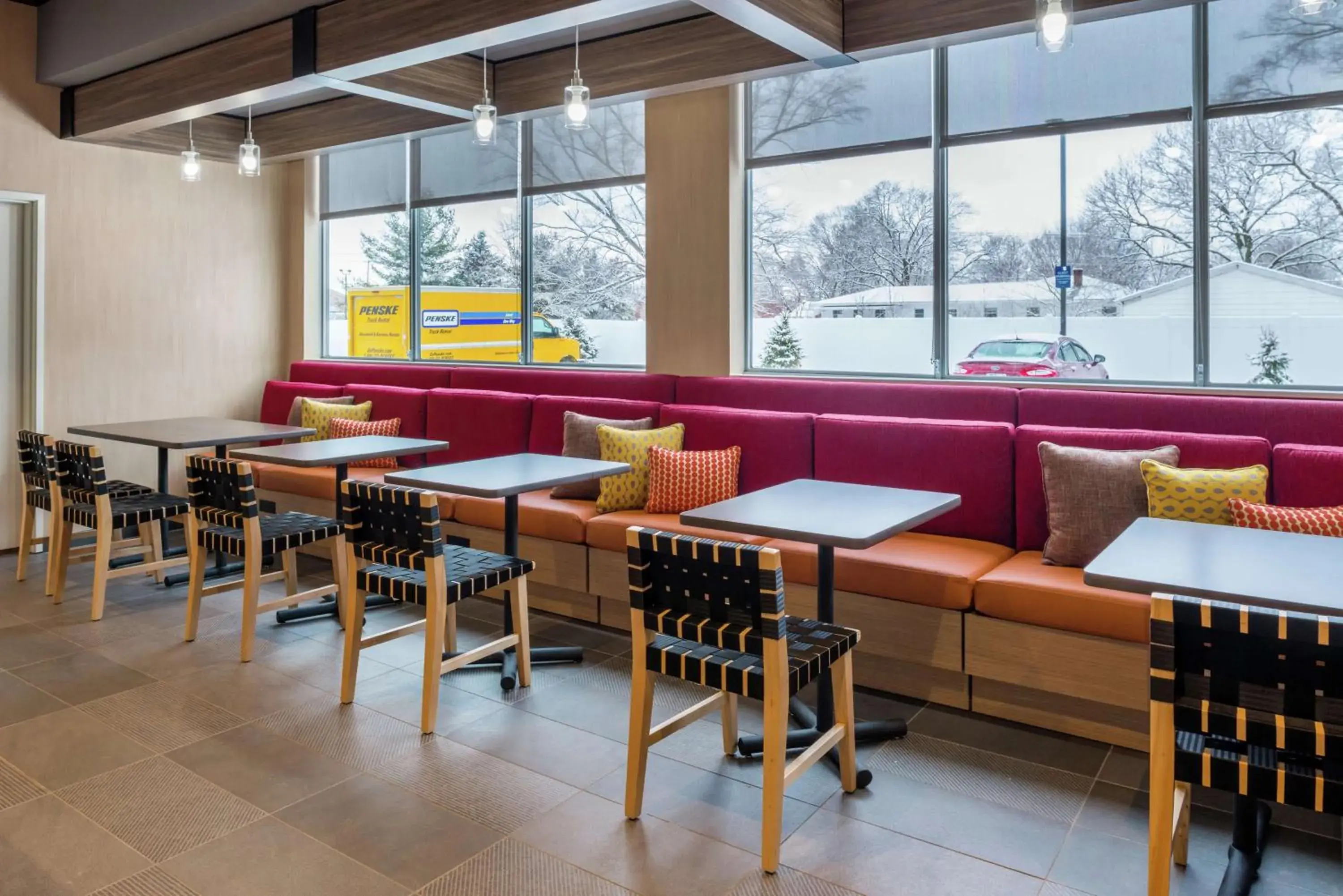 Breakfast in Tru By Hilton Elkhart, In Breakfast in Tru By Hilton Elkhart, In