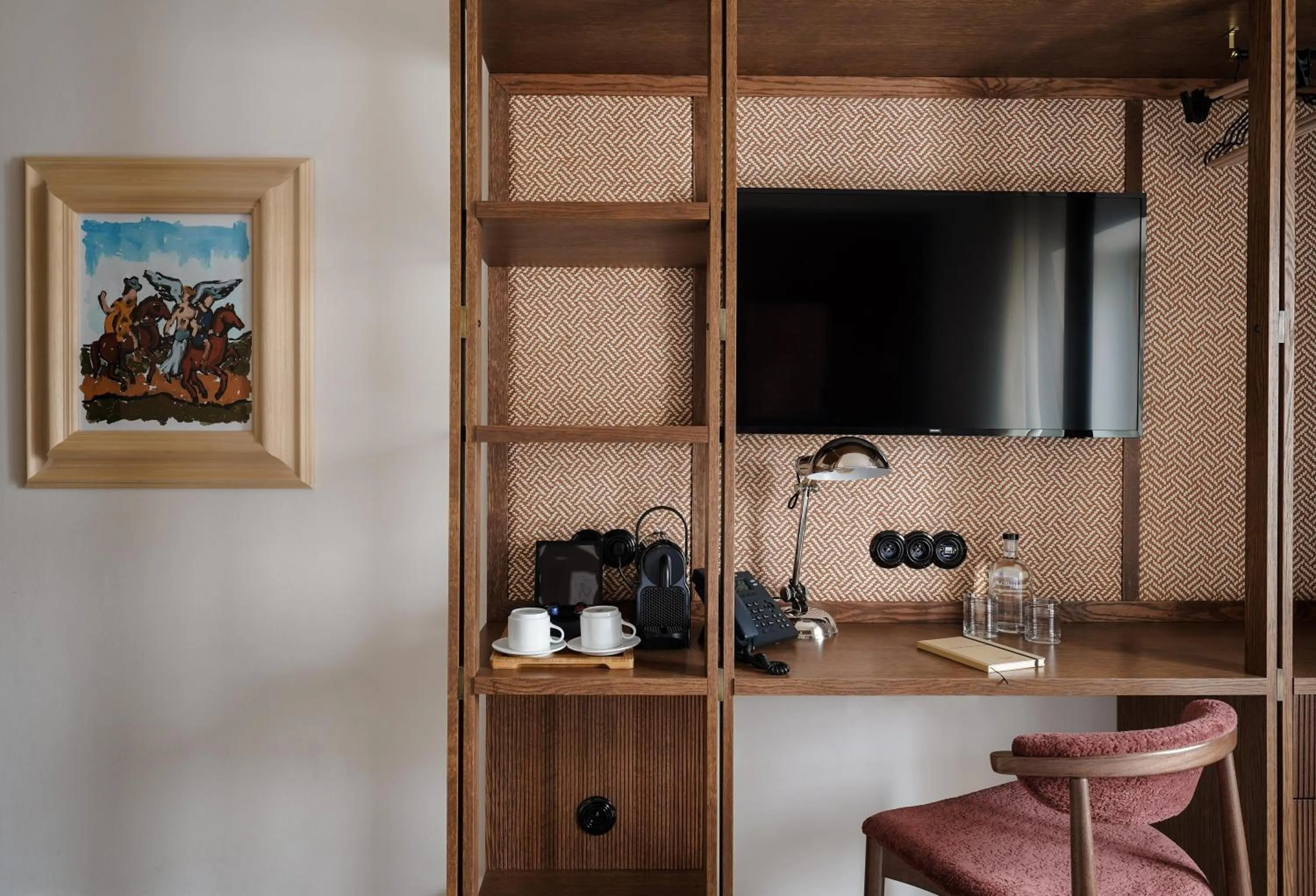 Photo of the whole room in Hotel Pulitzer Paris