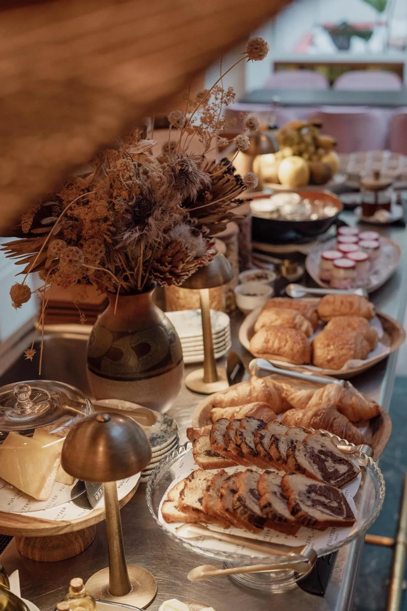 Restaurant/places to eat in Hotel Pulitzer Paris