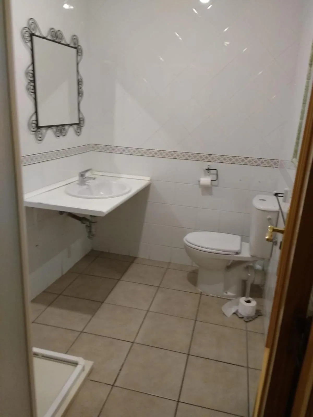 Bathroom in PENSIÓN PEÑA