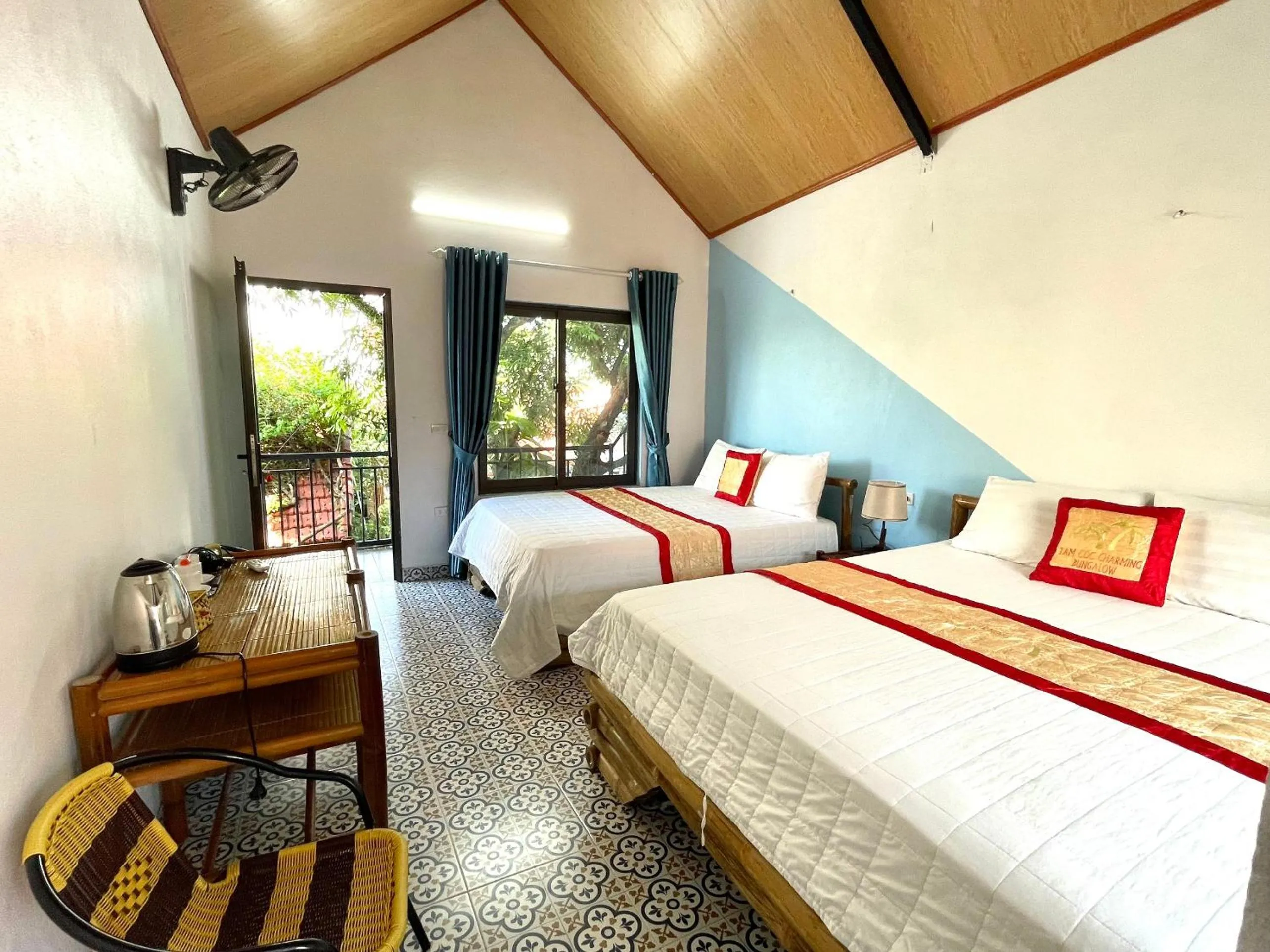 Bed in Tam Coc Charming Bungalow