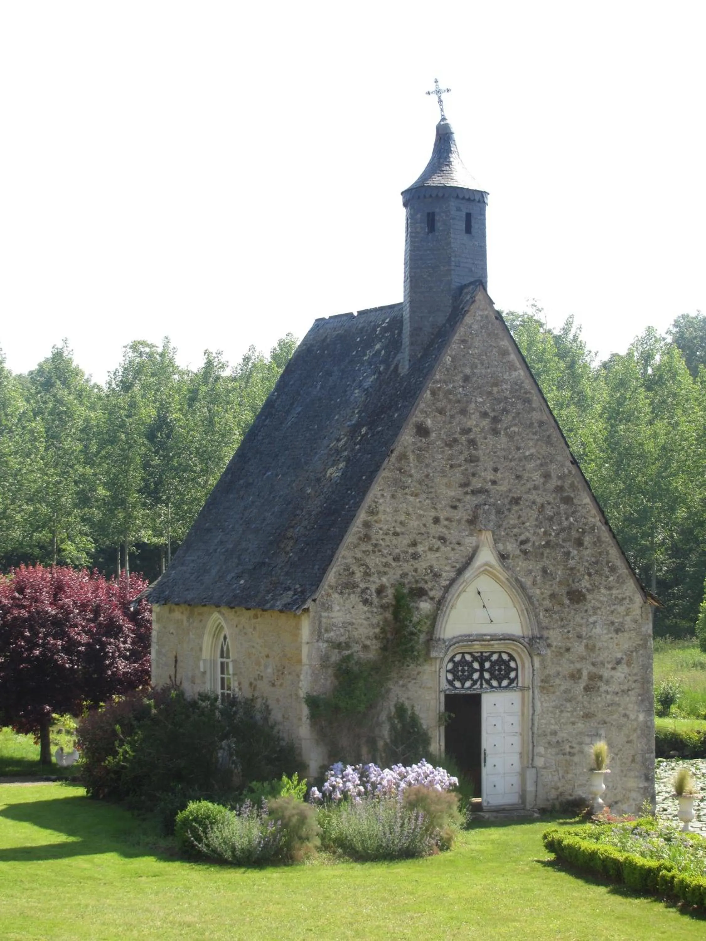 Place of worship in Château de Vaulogé