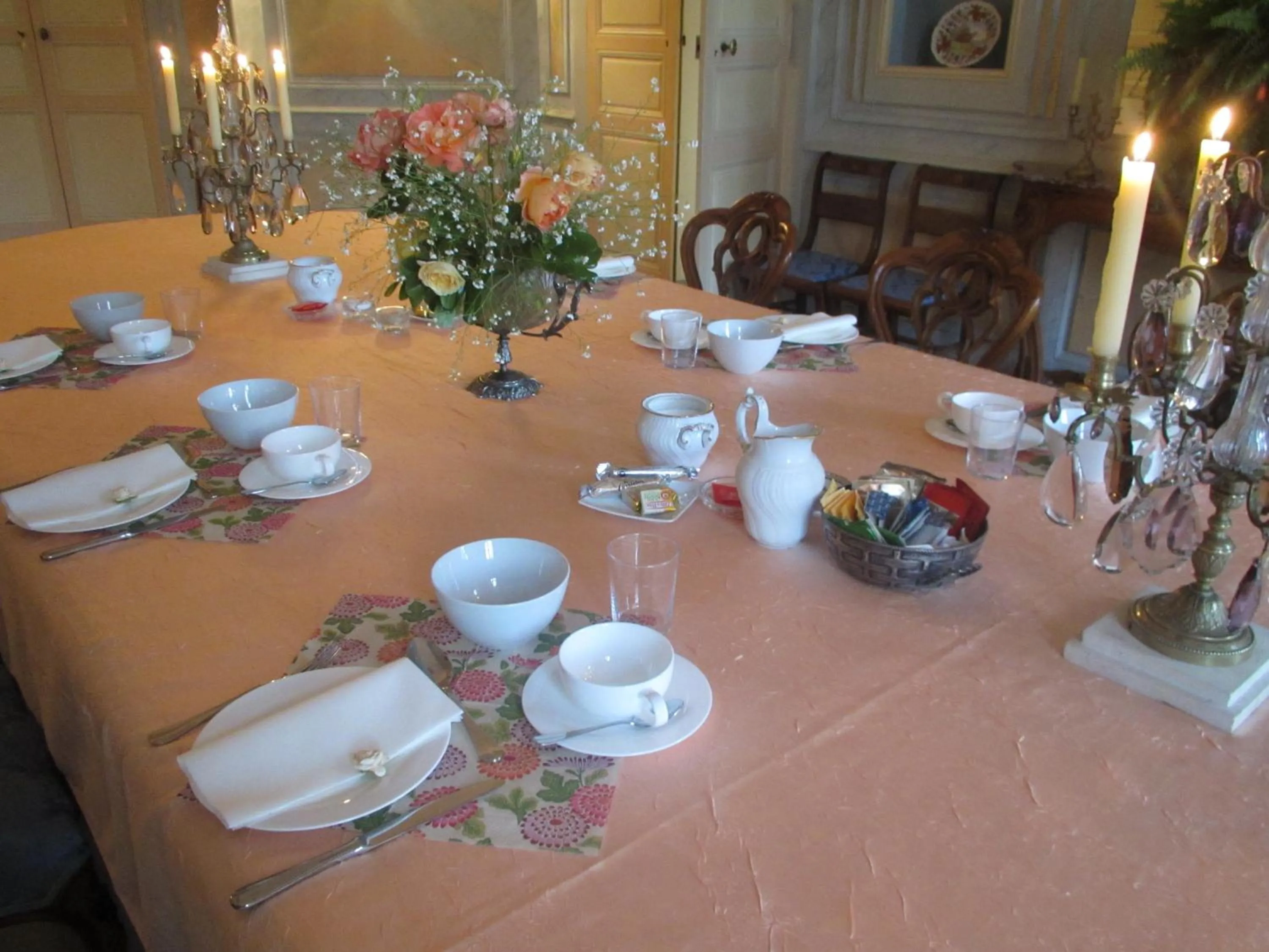 Buffet breakfast in Château de Vaulogé