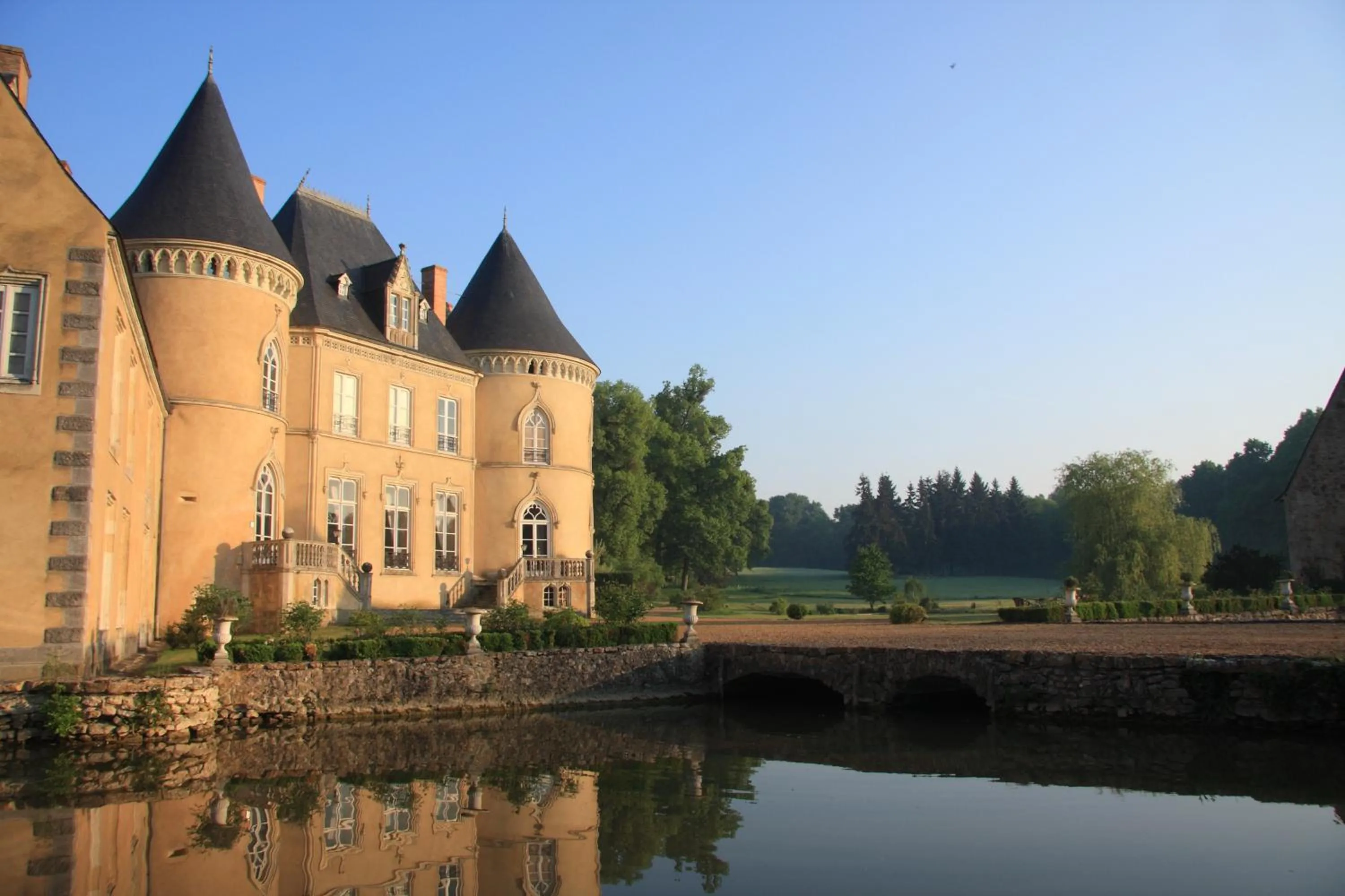 Area and facilities in Château de Vaulogé
